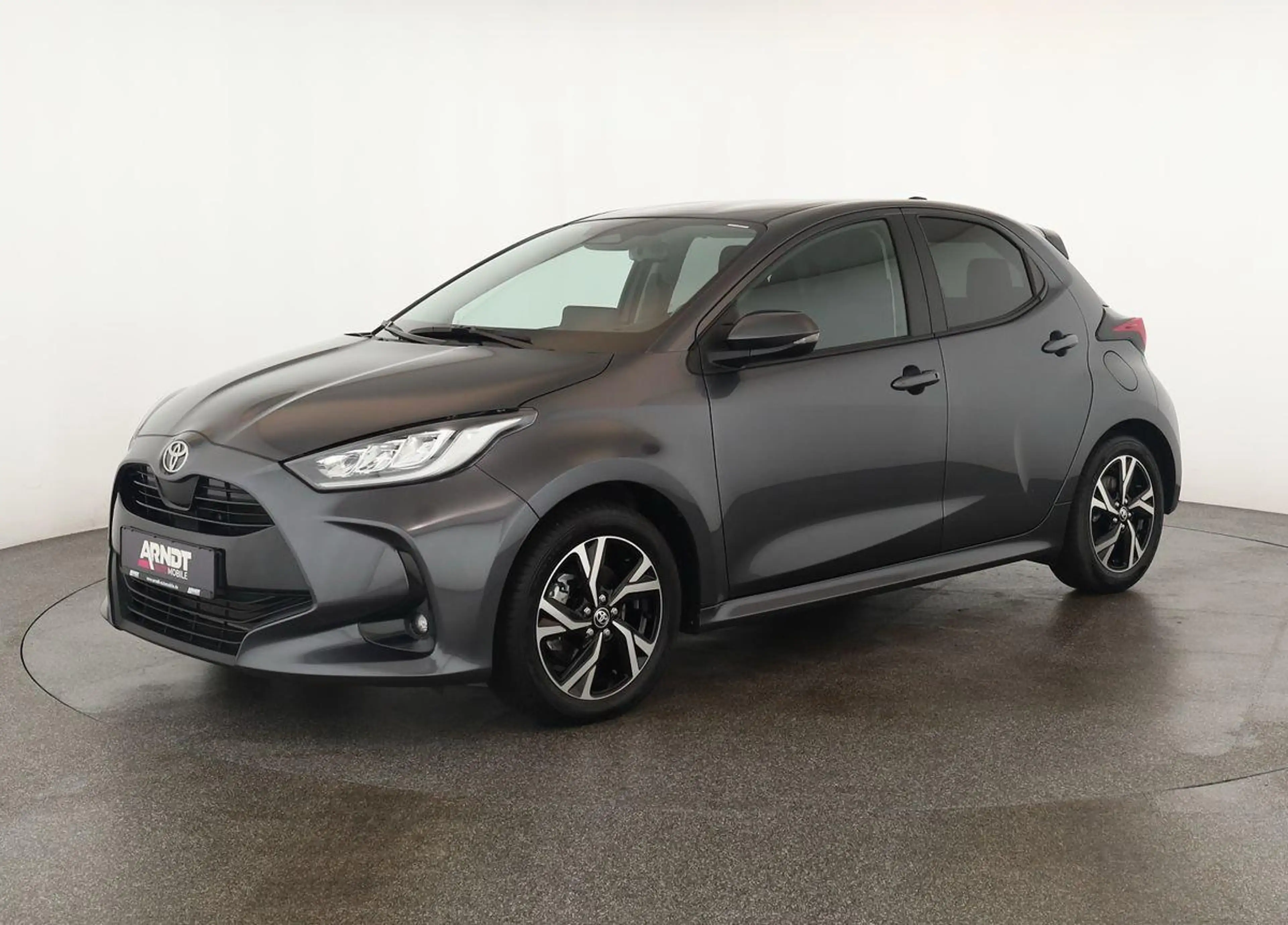 Toyota Yaris Hybrid 116 Teamplayer LED App SHZ Key Kam — photo 2