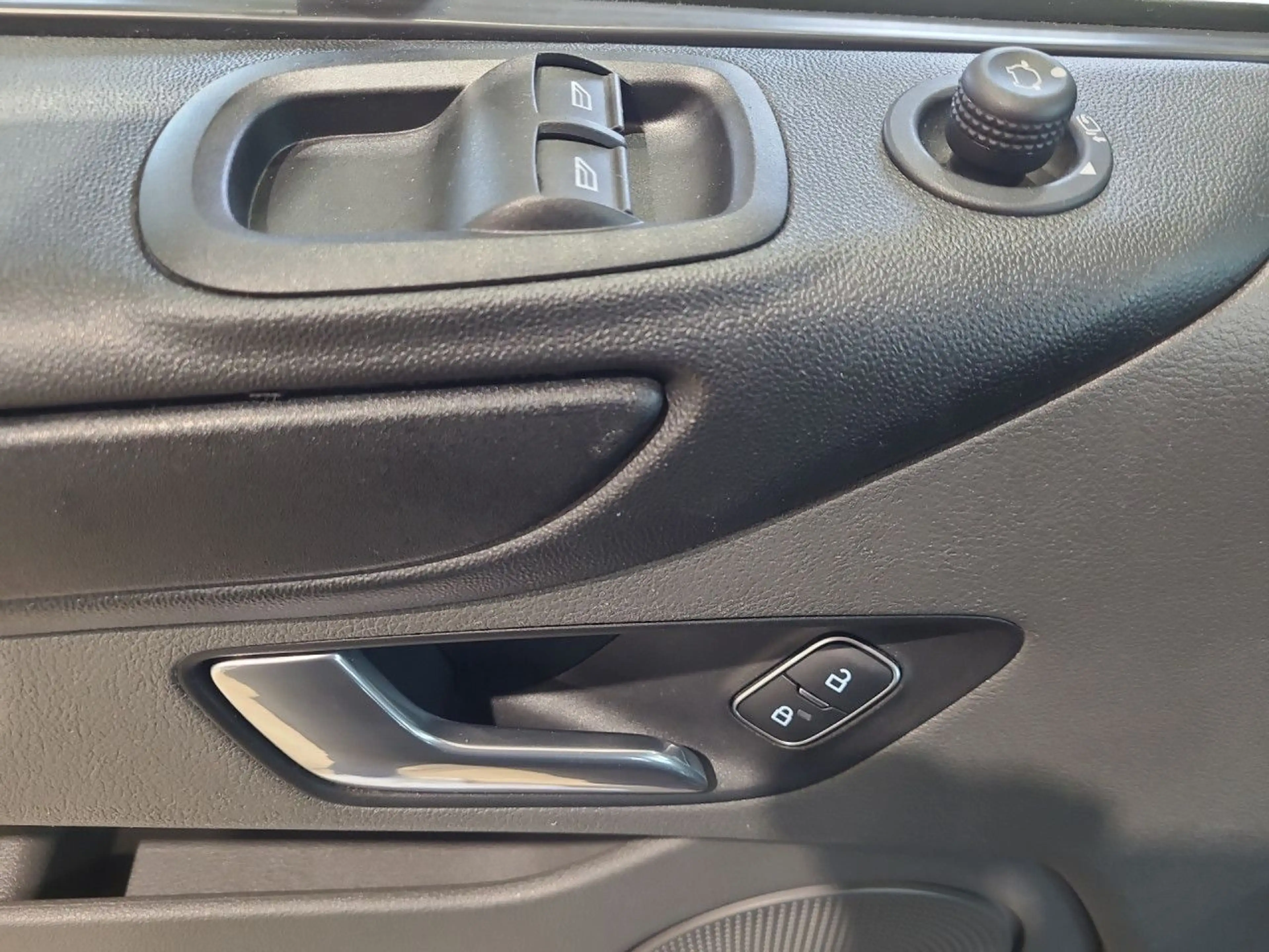 Ford Transit Custom Nugget Hochdach 320 L1 Bluetooth — photo 8