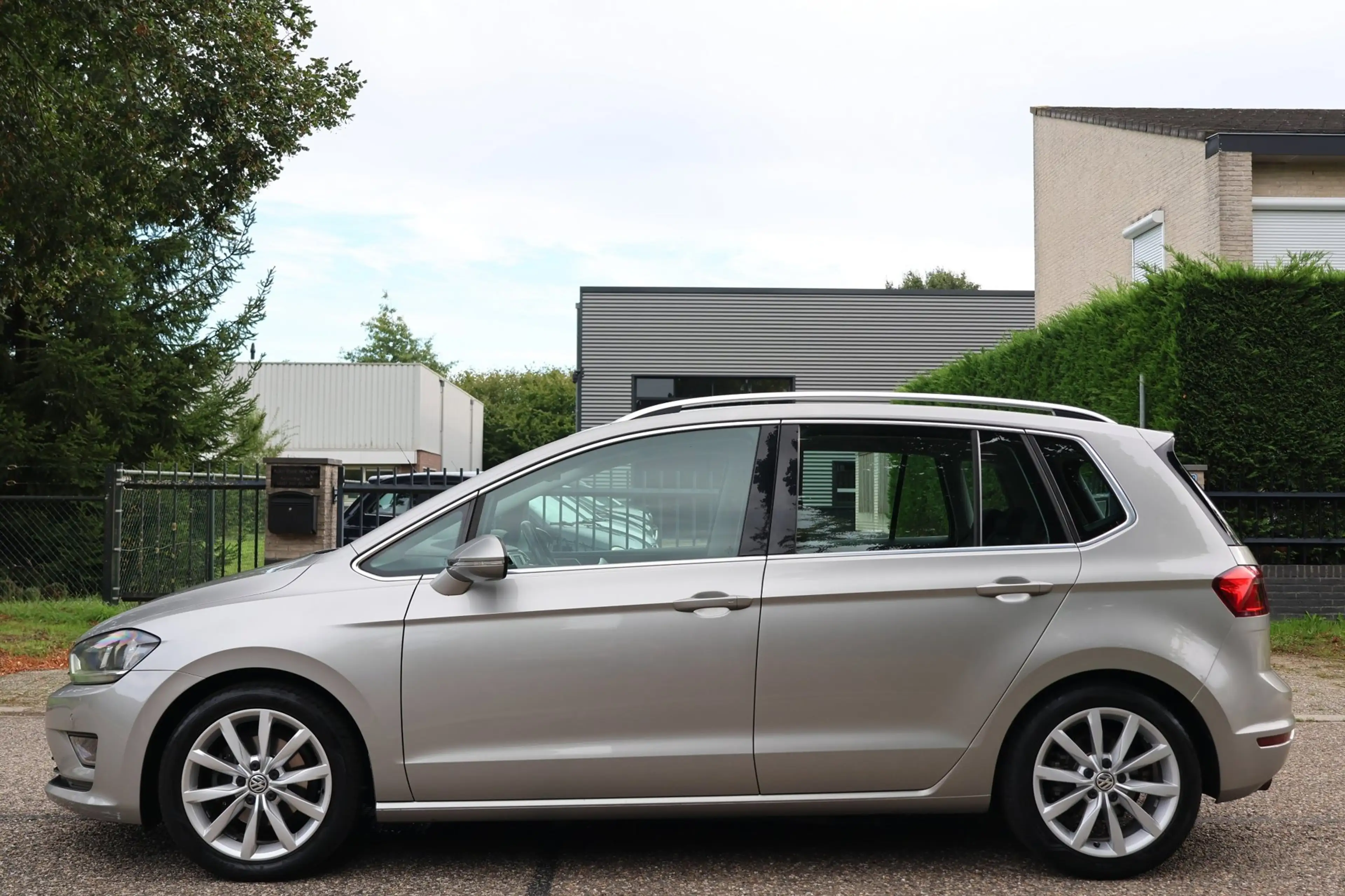 Volkswagen Golf Sportsvan 1.4 TSI Highline | 1e EIGENAAR | AUTOMAAT | NAVI | — photo 4
