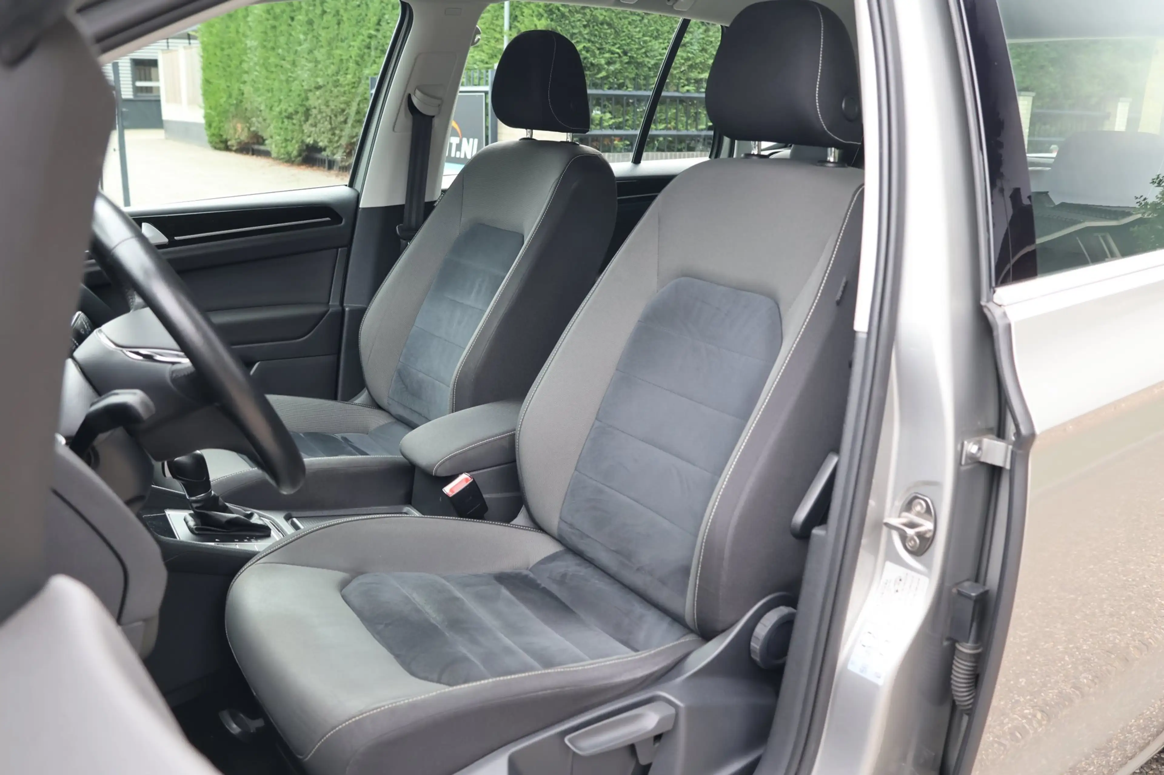 Volkswagen Golf Sportsvan 1.4 TSI Highline | 1e EIGENAAR | AUTOMAAT | NAVI | — photo 9