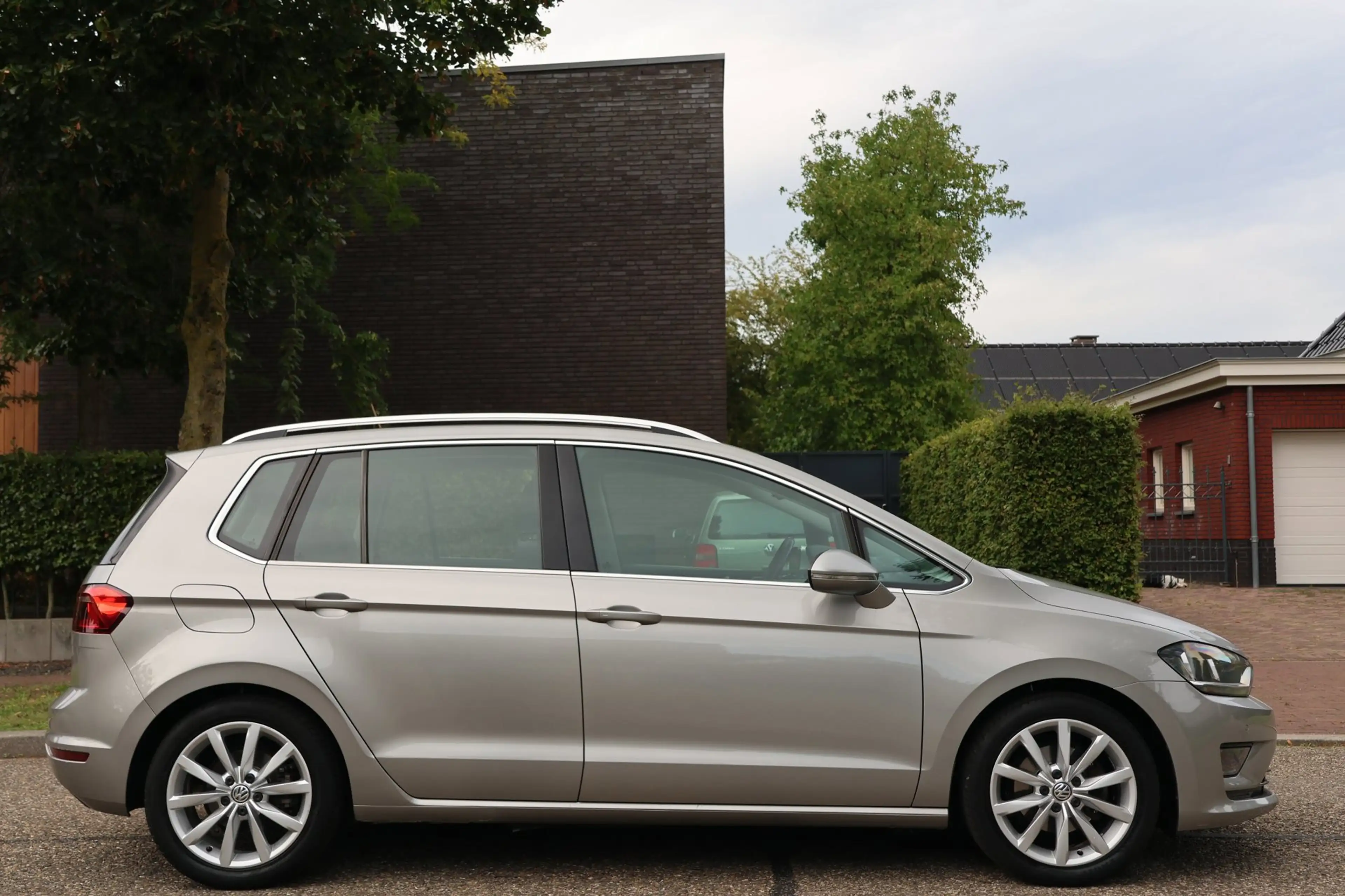 Volkswagen Golf Sportsvan 1.4 TSI Highline | 1e EIGENAAR | AUTOMAAT | NAVI | — photo 2