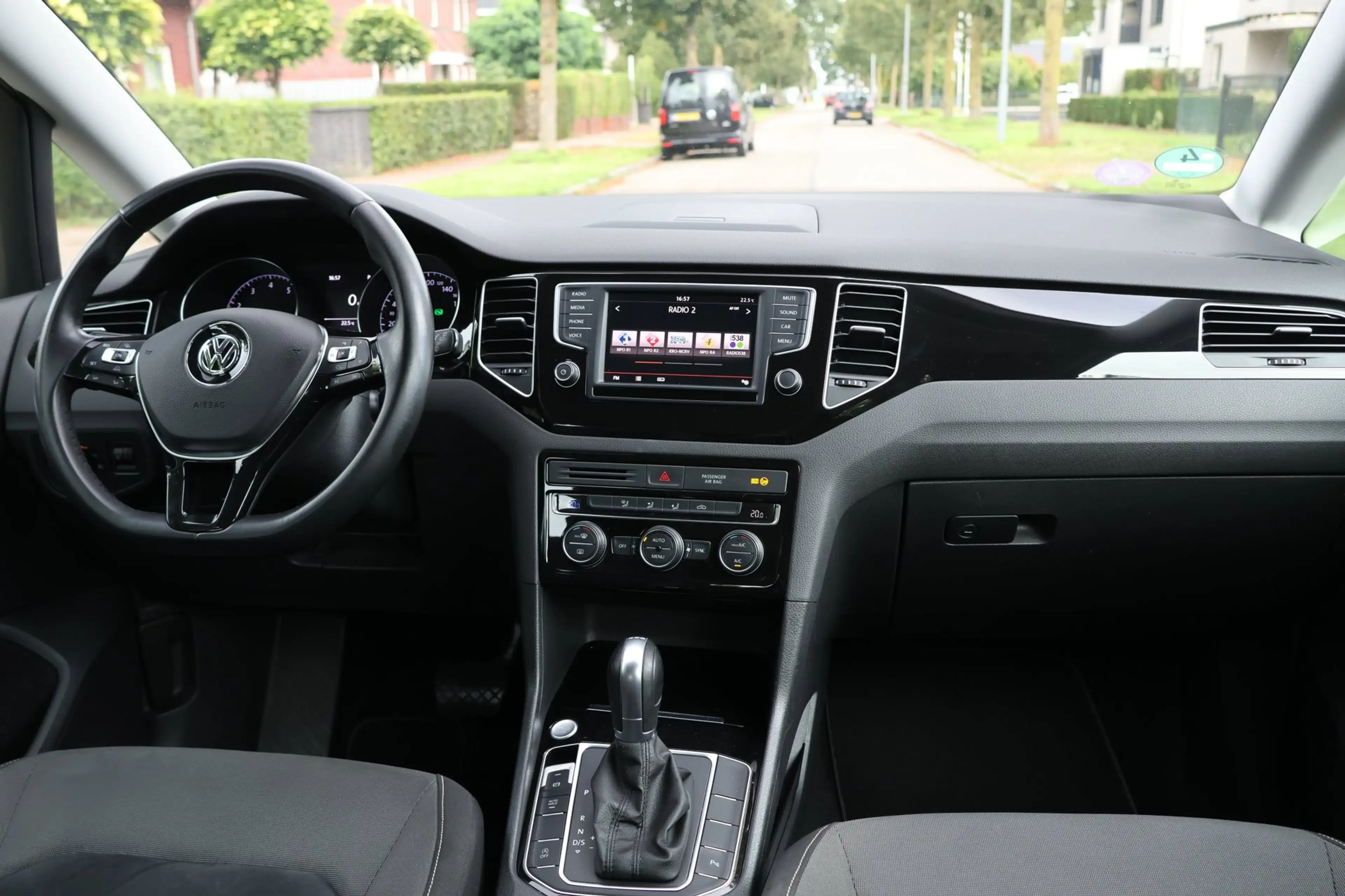 Volkswagen Golf Sportsvan 1.4 TSI Highline | 1e EIGENAAR | AUTOMAAT | NAVI | — photo 8
