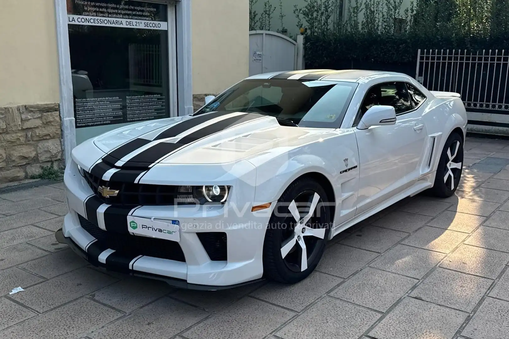 Chevrolet Camaro Camaro 6.2 V8 405CV aut. Coupé Bianco - 1