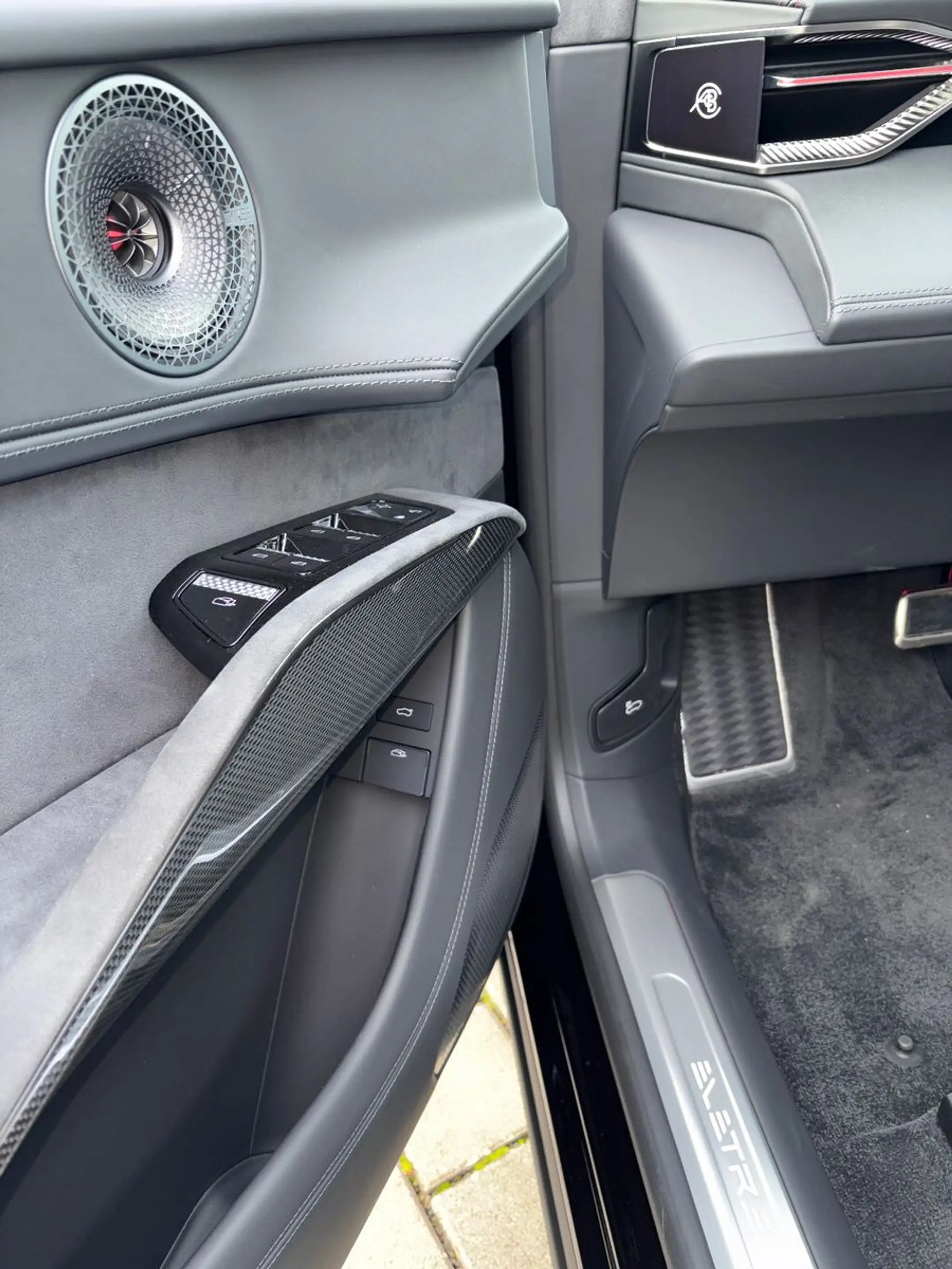 Lotus Eletre 600 GT SE *Glasdach,KEF Sound,Komfort,HWA — photo 24
