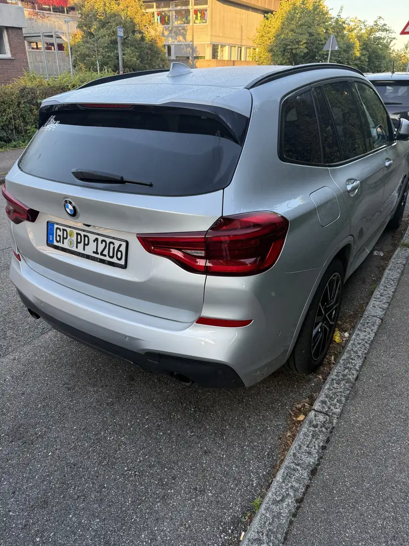 BMW X3 M paket Grau - 2