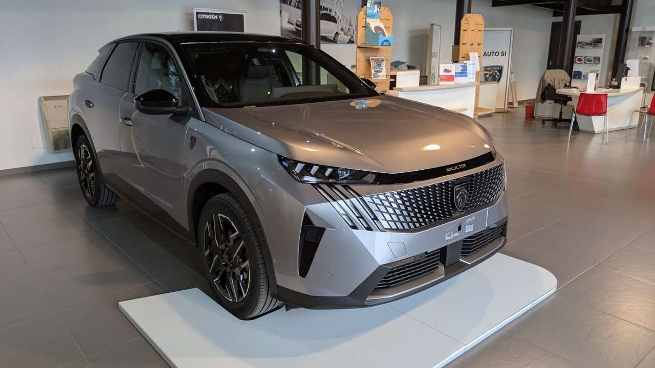 Peugeot 3008 3008 Hybrid 145 e-DCS6 GT