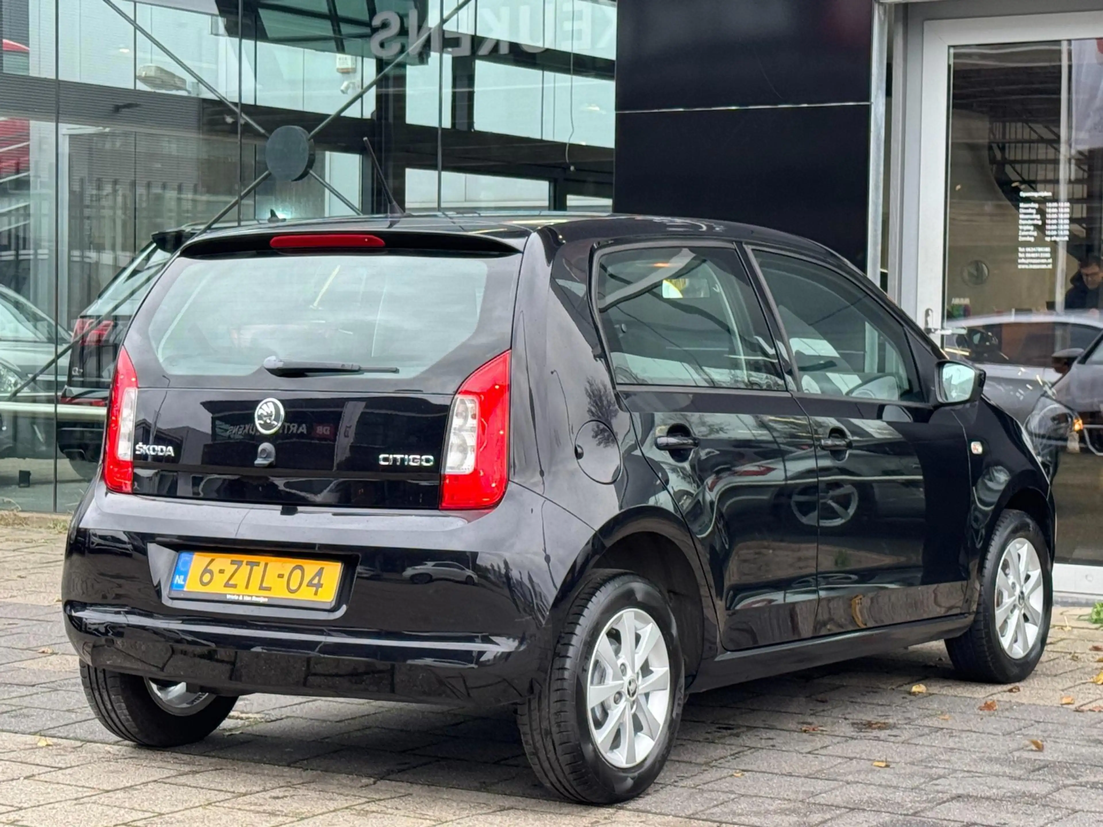 Skoda Citigo 1.0 Greentech Monte Carlo — photo 6
