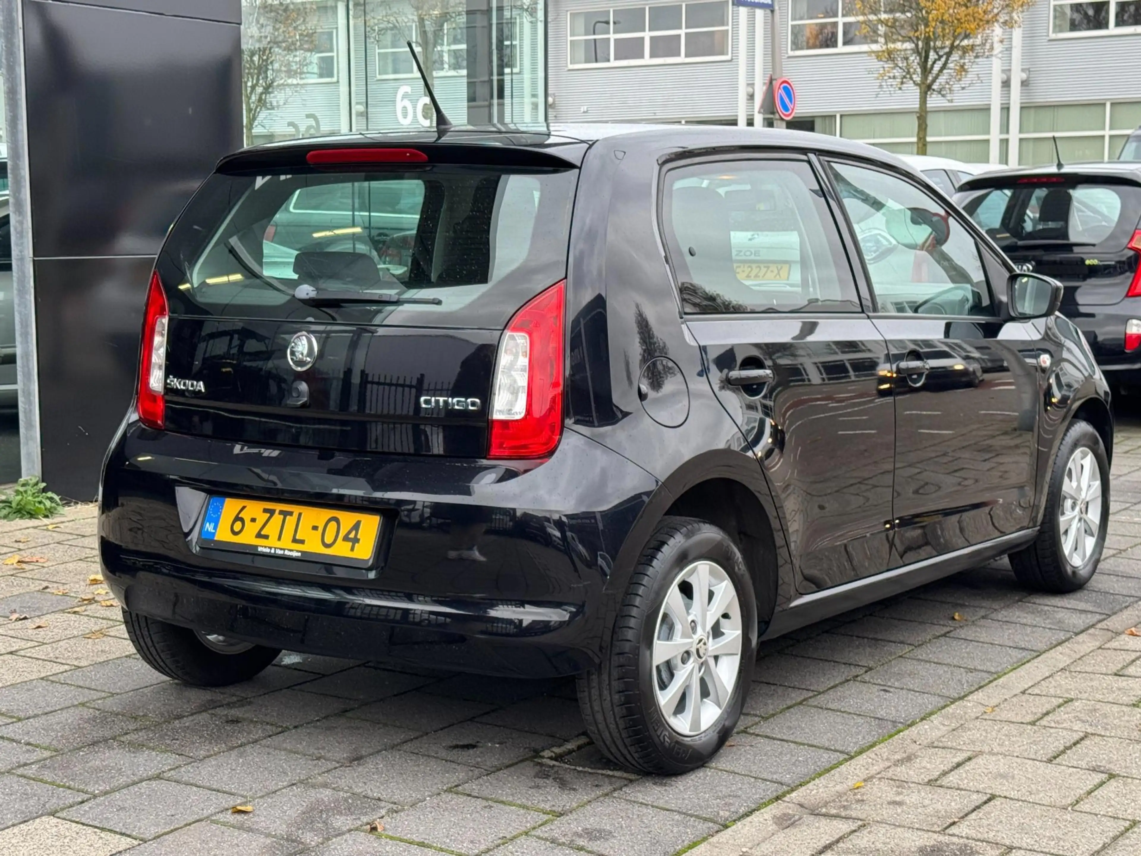 Skoda Citigo 1.0 Greentech Monte Carlo — photo 15