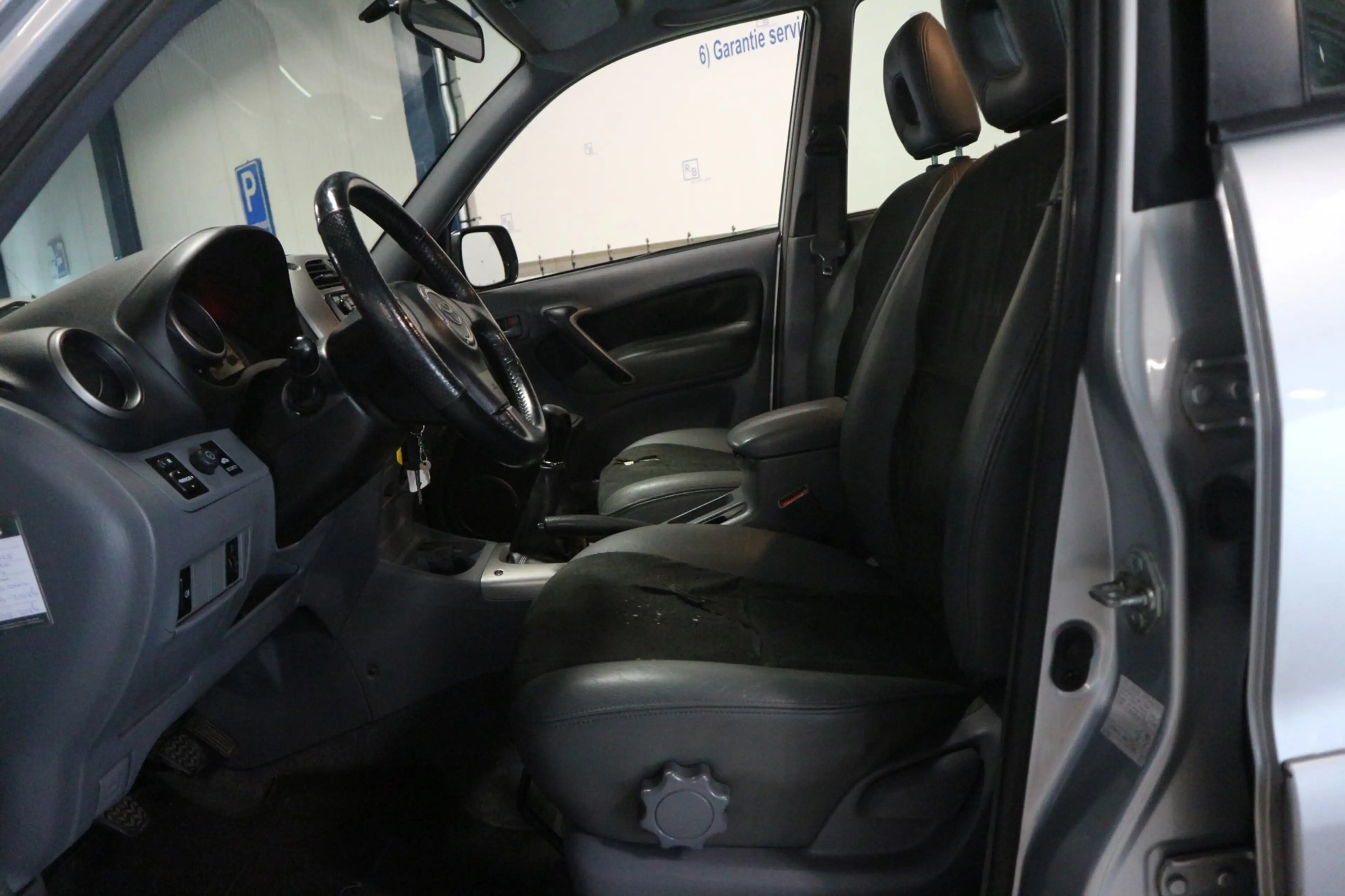 Toyota RAV4 1.8-16V VVT-i Luna / AIRCO / 5 DEURS / LEUK ! ! ! — photo 4