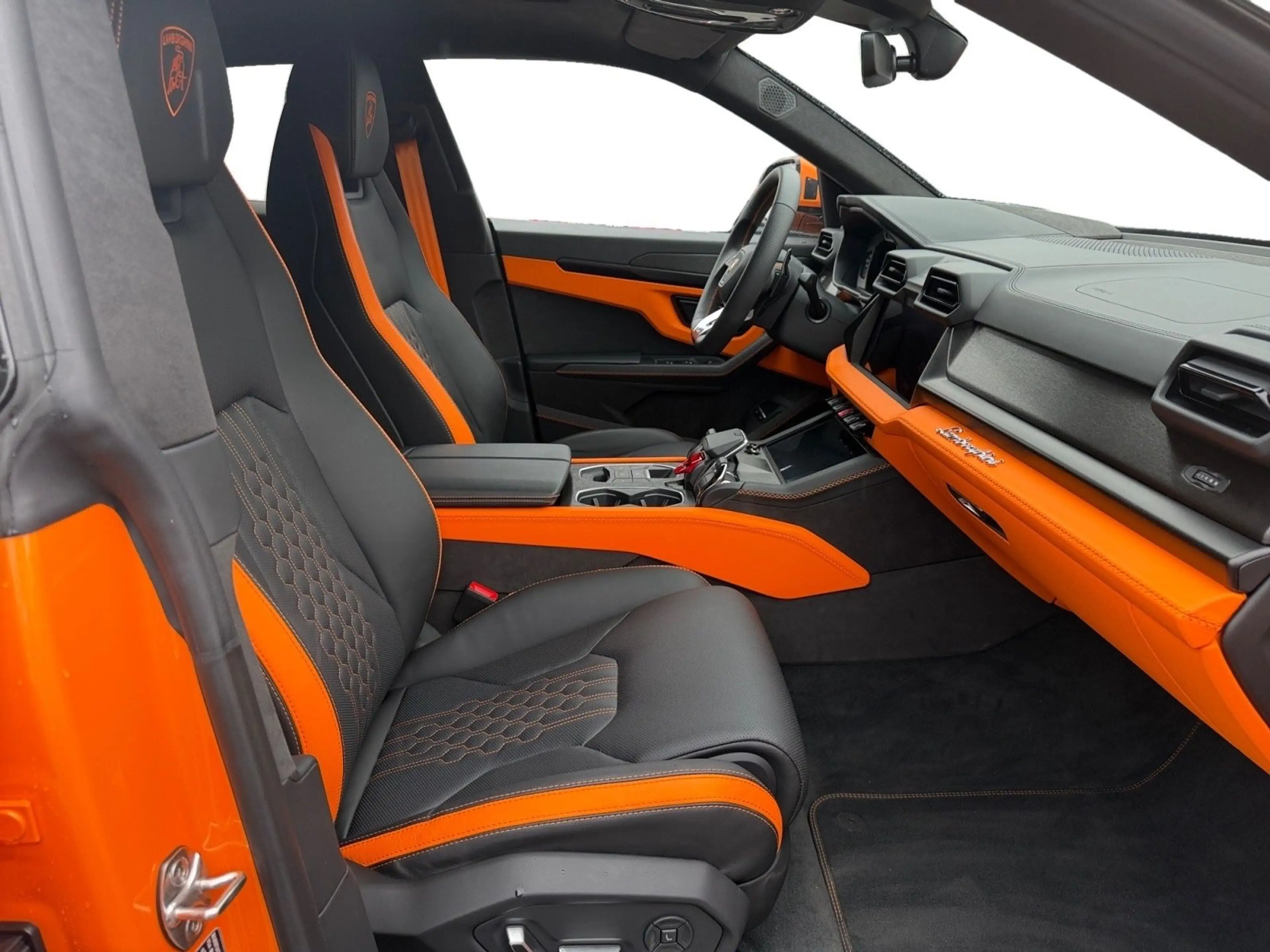 Lamborghini Urus 4.0 V8 PHEV SE B&O PANO Massage — photo 15