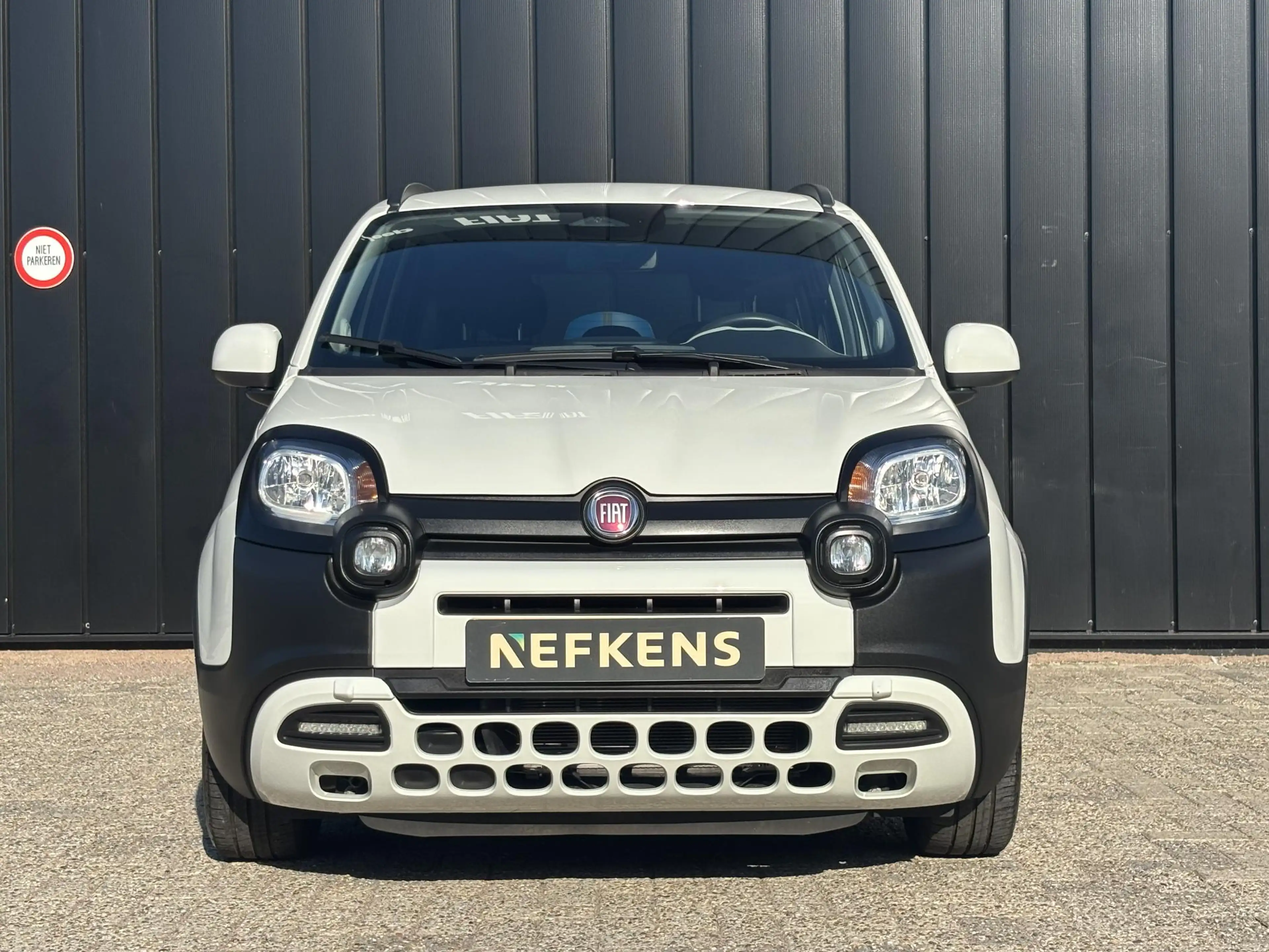 Fiat Panda 1.0 Hybrid Cross | AppleCarPlay/Android | Parkeers — photo 2