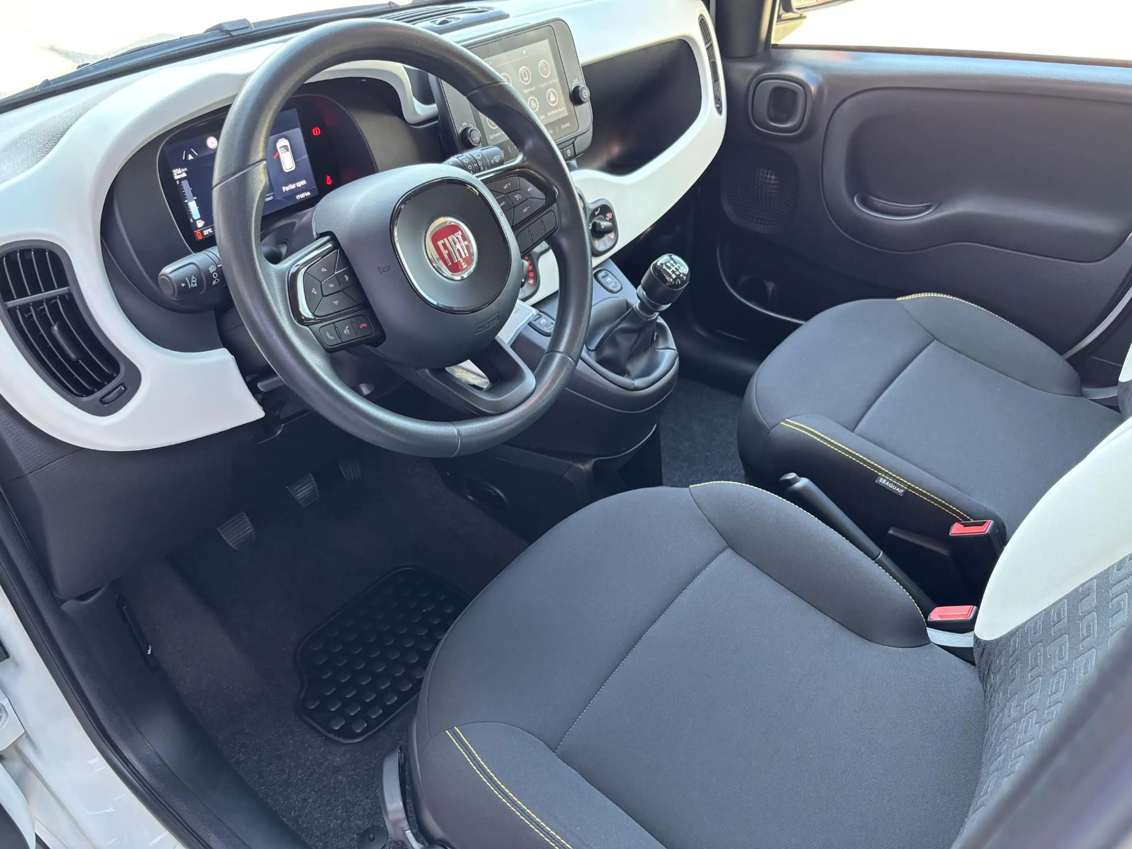 Fiat Panda 1.0 Hybrid Cross | AppleCarPlay/Android | Parkeers — photo 7