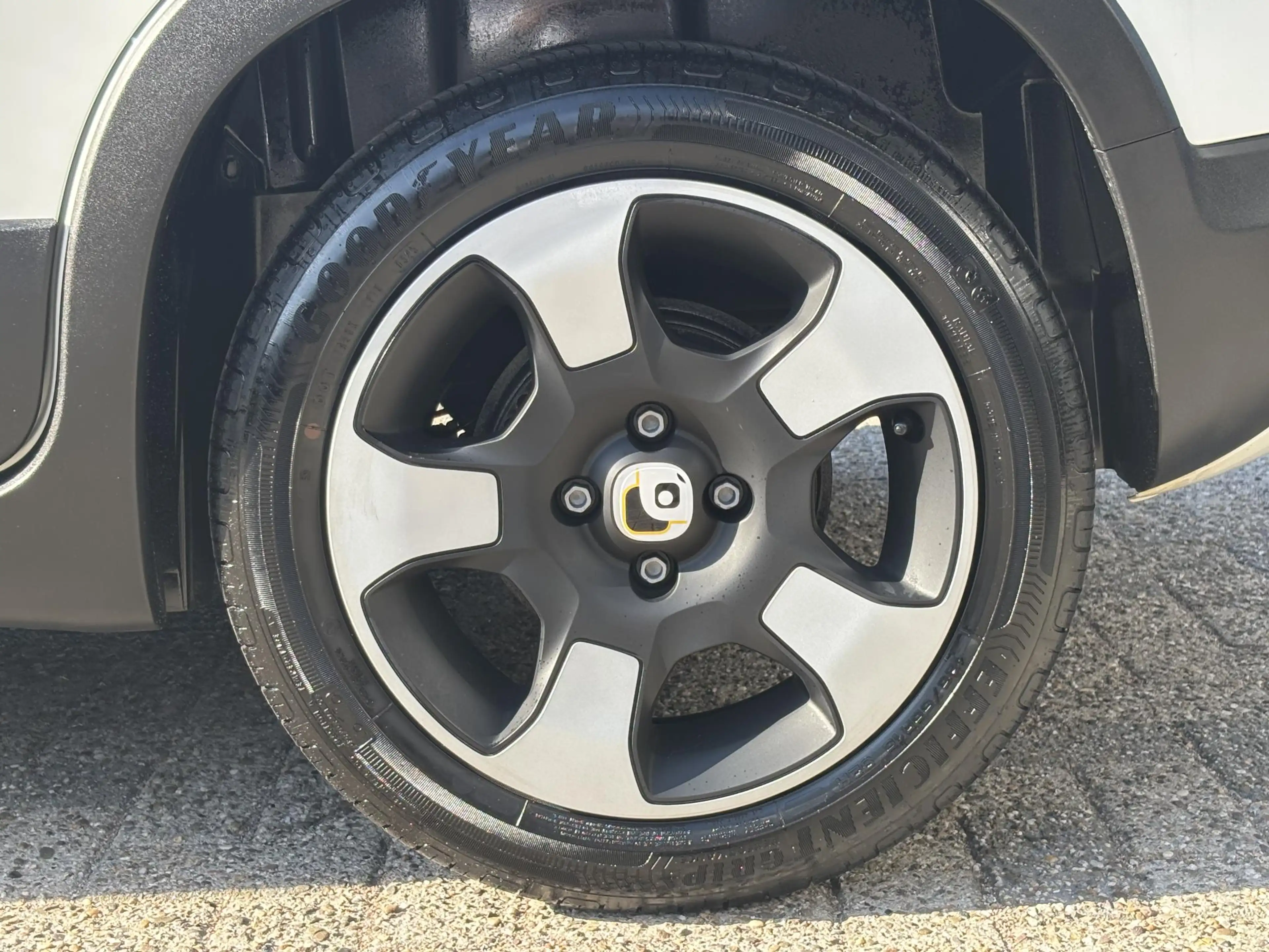 Fiat Panda 1.0 Hybrid Cross | AppleCarPlay/Android | Parkeers — photo 6
