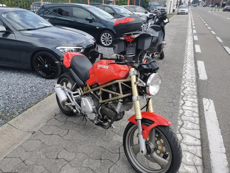 Ducati Monster 750 - foto 8