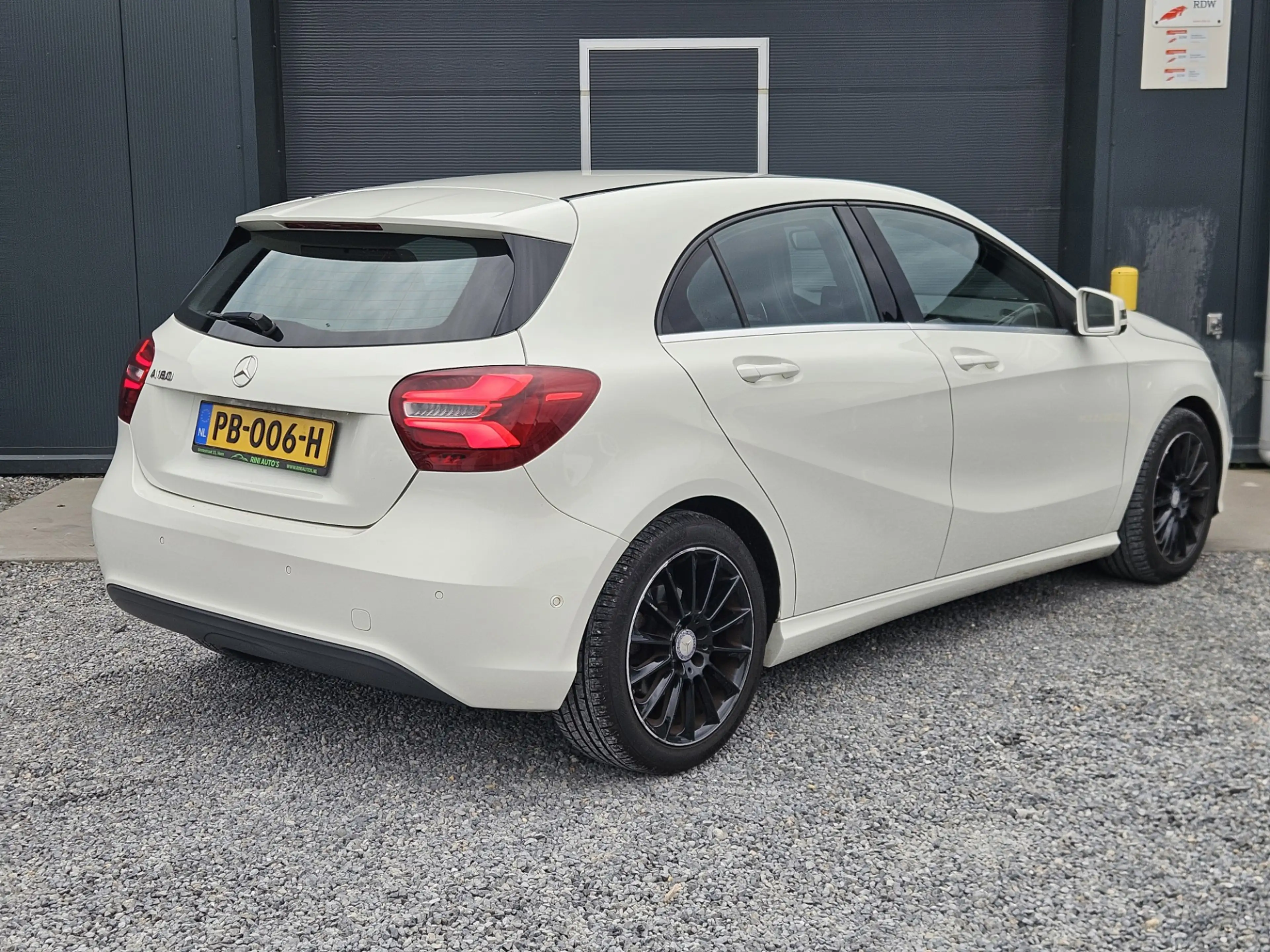 Mercedes-Benz A 180 Business Solution — photo 9