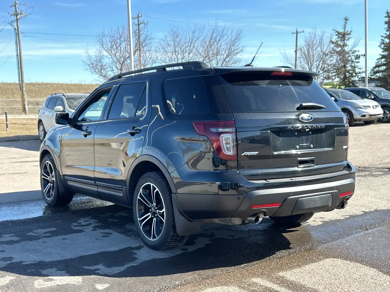 Ford Explorer снимка Ford Explorer