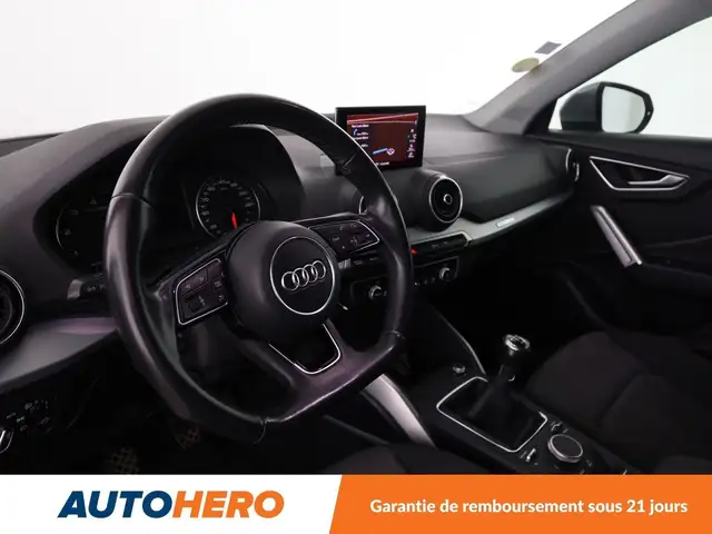 Audi Q2 view 11