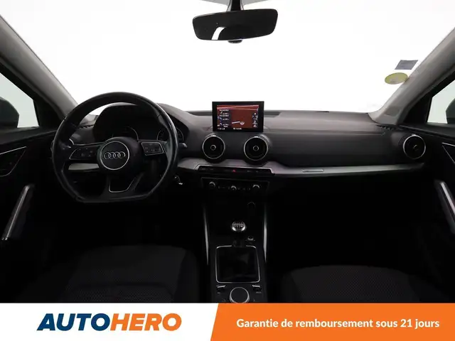 Audi Q2 view 12