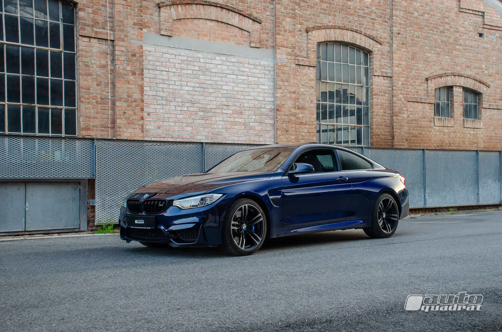 BMW M4 Handschalter mit Schiebedach - 2