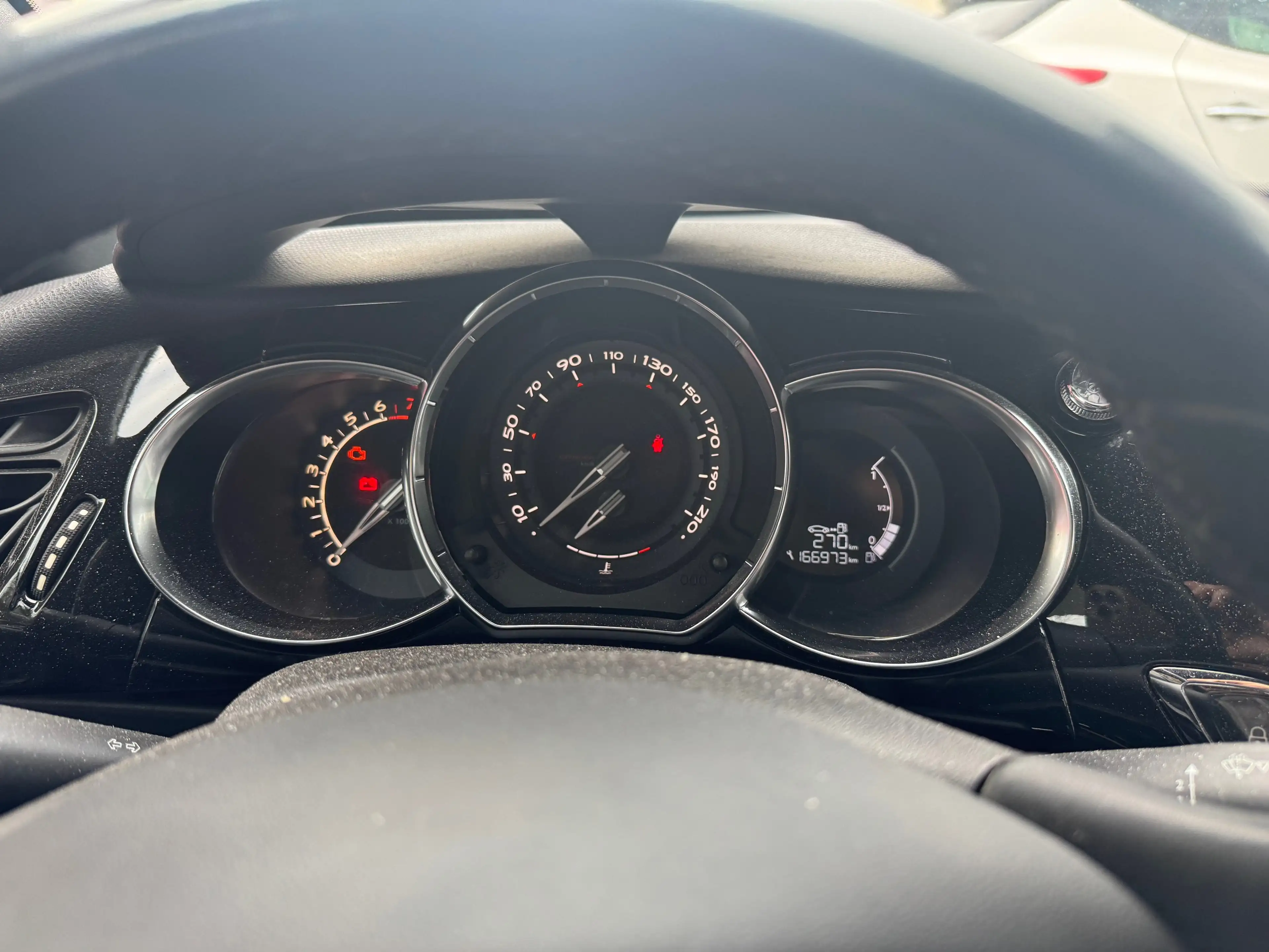 Citroen DS3 DS3 Pure Tech VTi 82 Opera Blue — photo 6