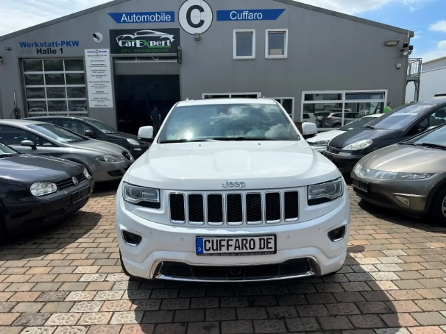 Jeep Cherokee Grand 3.0 CRD Overland Luftfederung Niveau El. Pan Weiß - 1