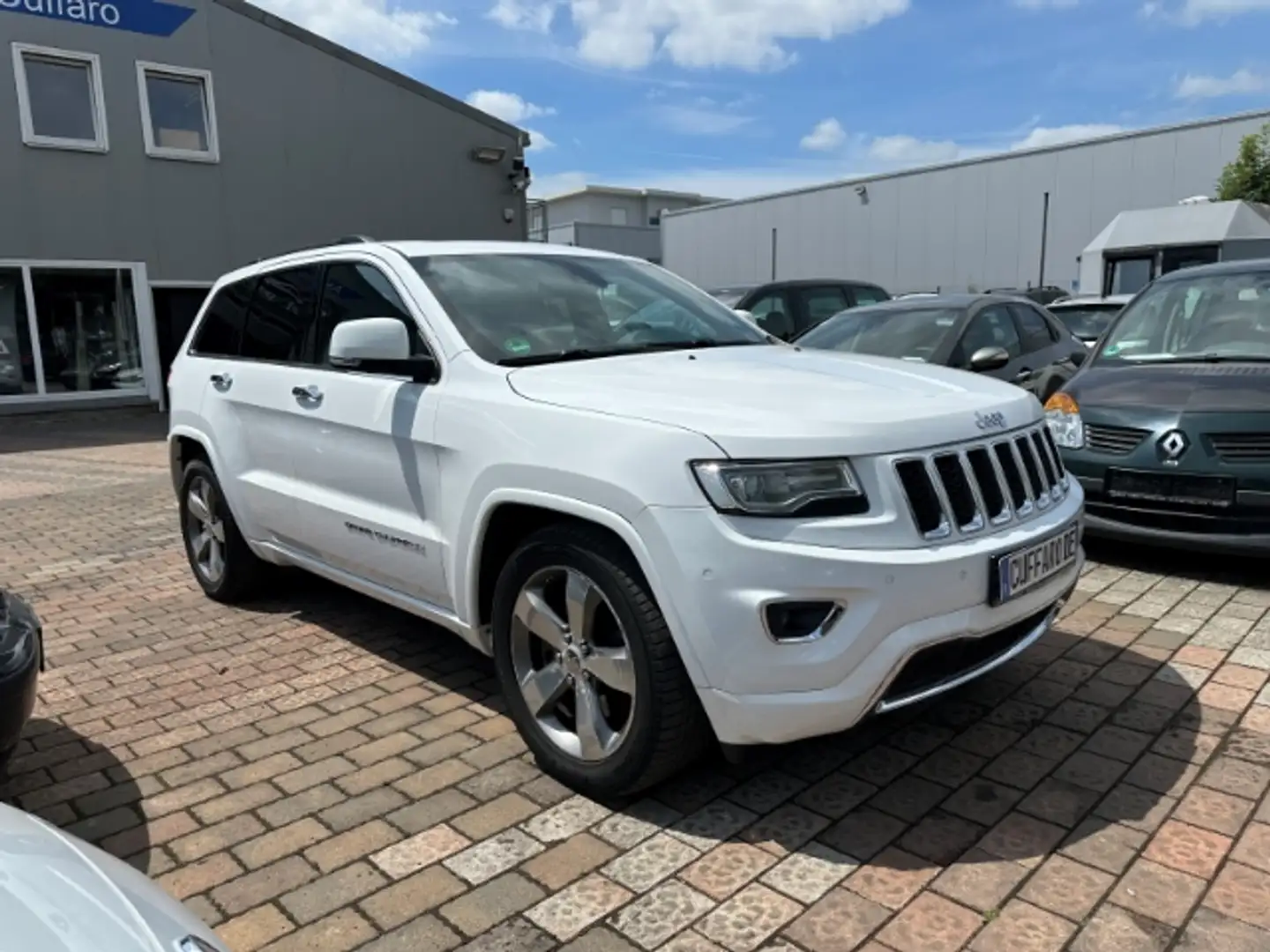 Jeep Cherokee Grand 3.0 CRD Overland Luftfederung Niveau El. Pan Weiß - 2