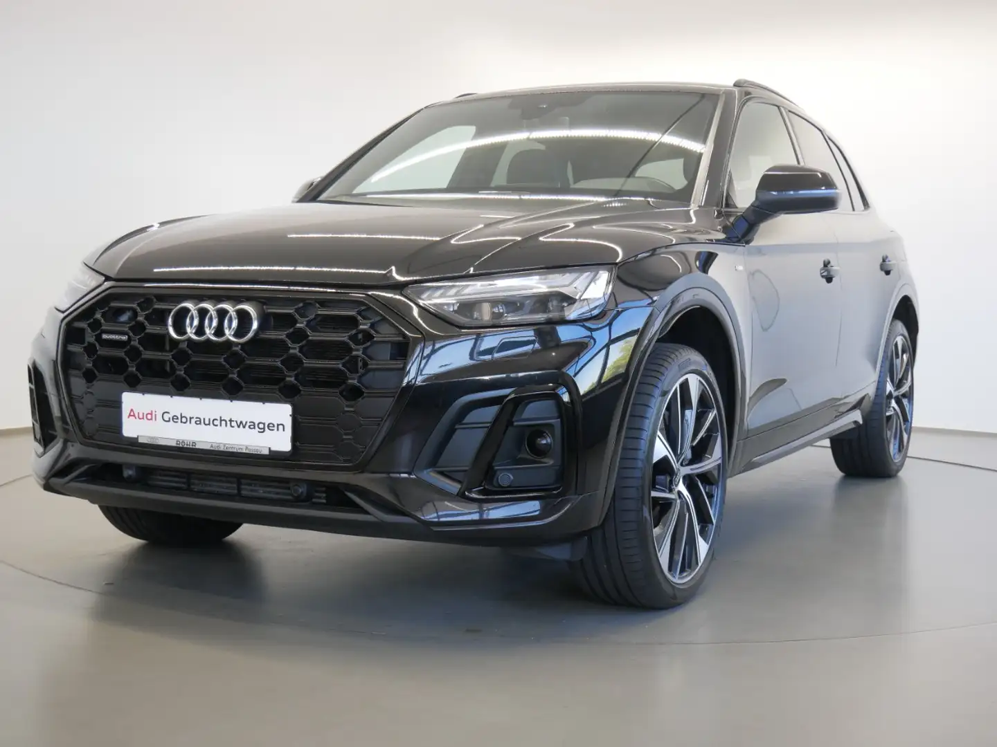 Audi Q5 55 TFSI e quattro S line S tro. MATRIX AHK Negro - 2