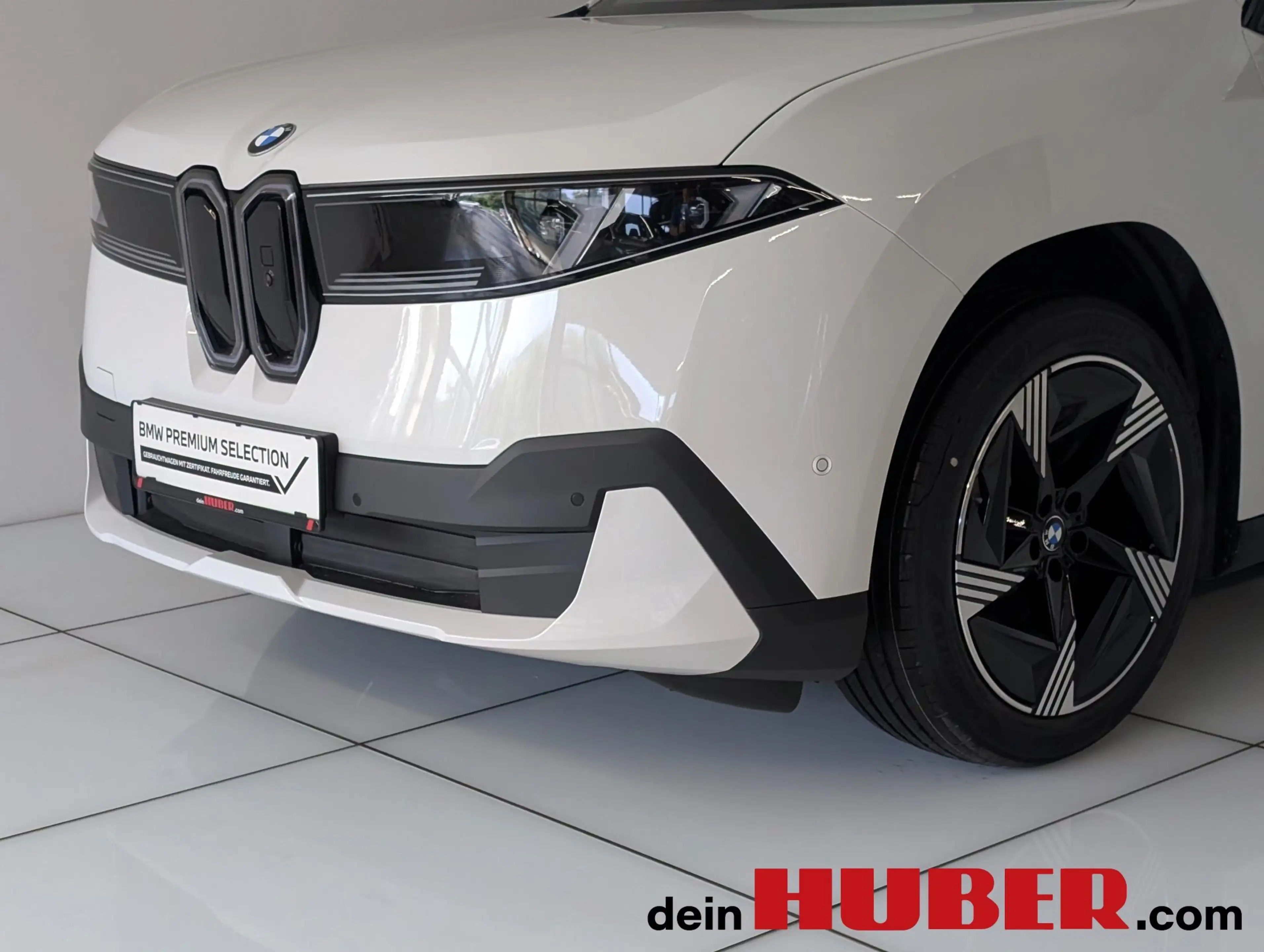 BMW iX3 40 sDrive — photo 8