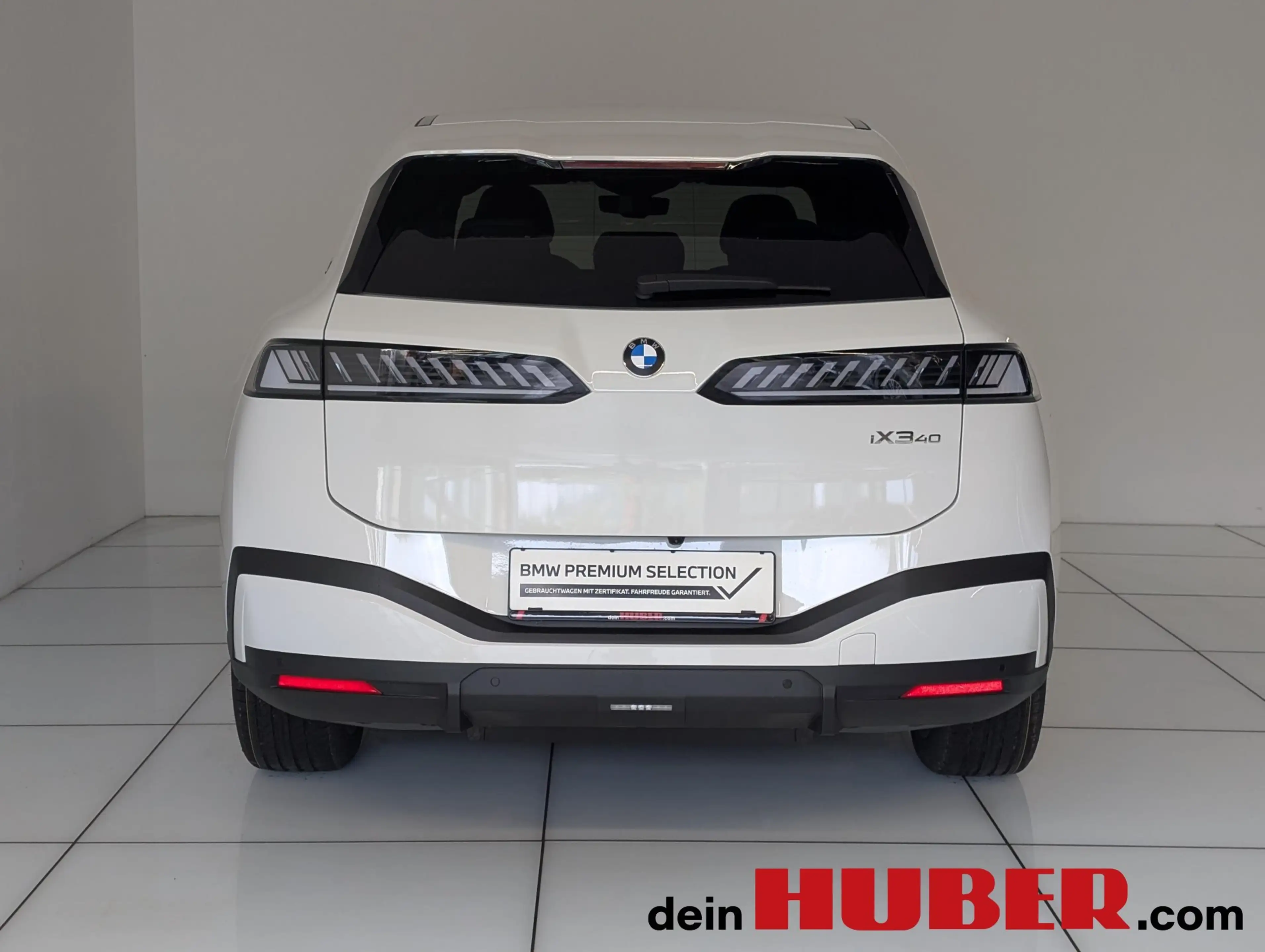 BMW iX3 40 sDrive — photo 7