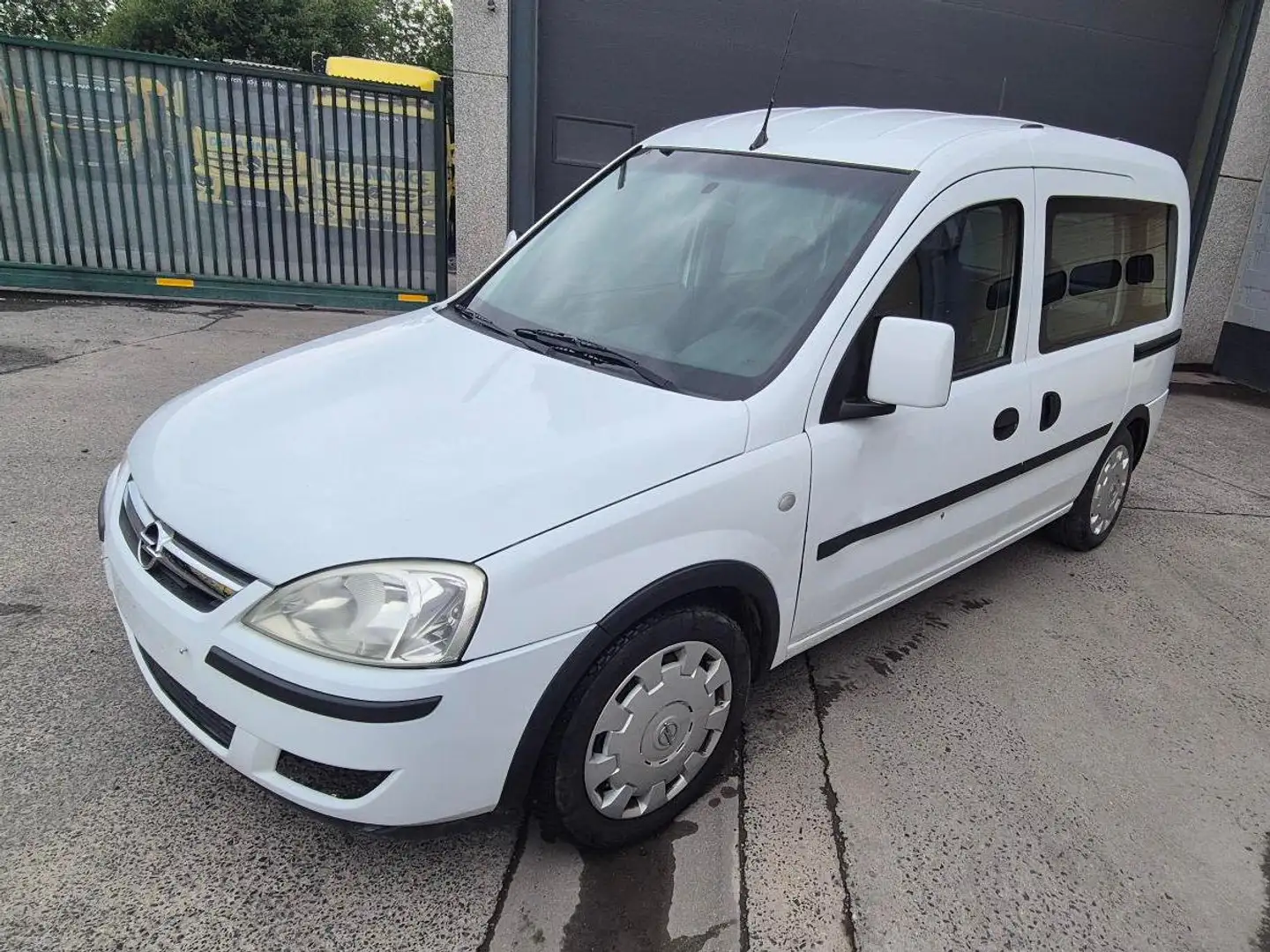 Opel Combo Combo Tour 1.4i XEP Blanc - 1