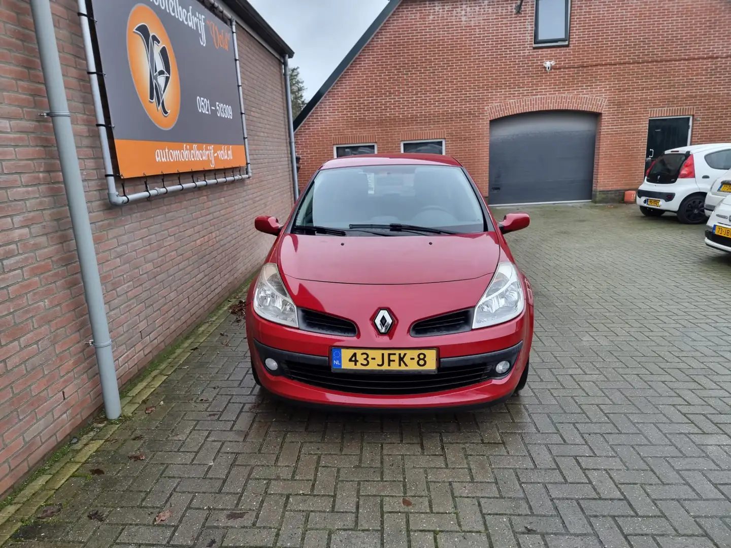Renault Clio 1.2-16V Collection Rood - 2