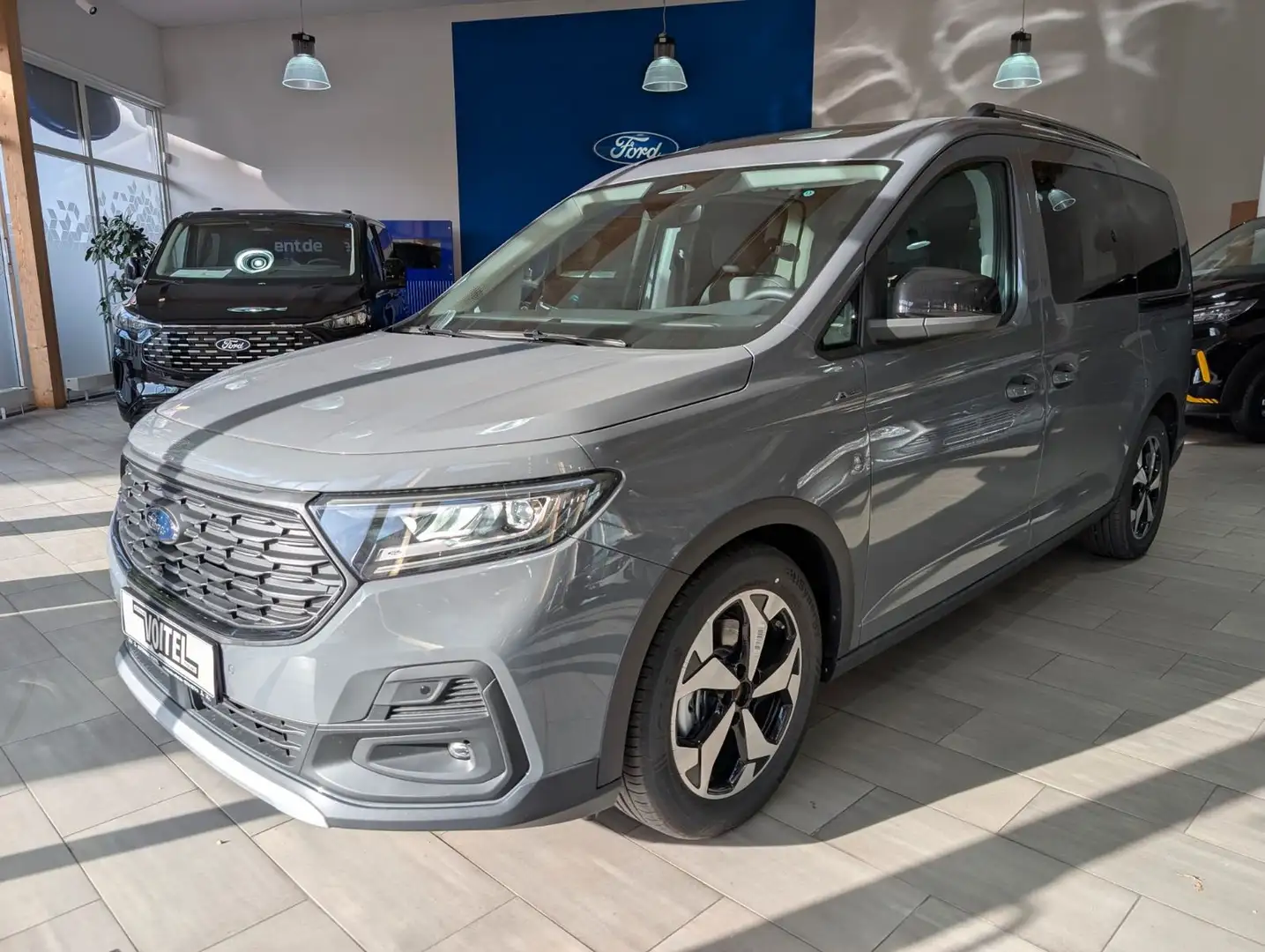 Ford Grand Tourneo Connect Active Gris - 1