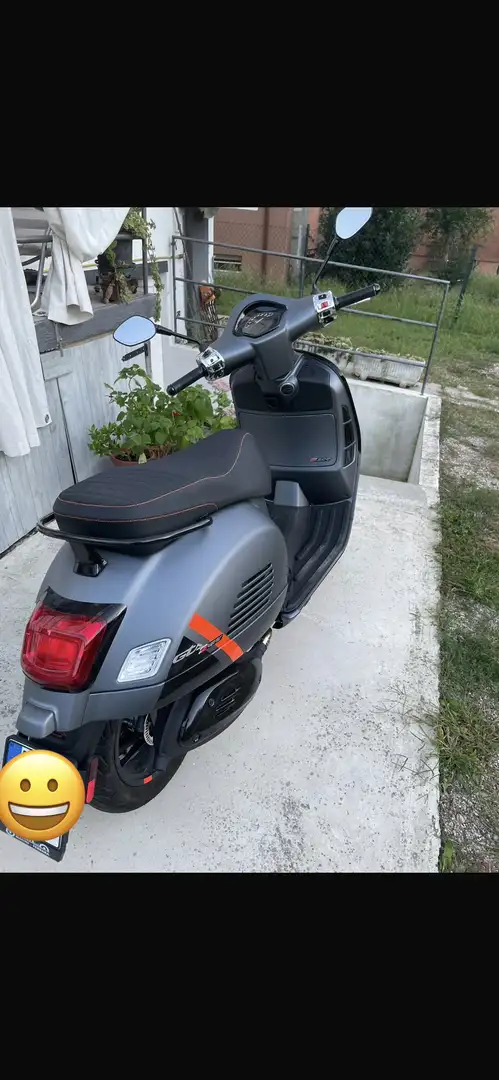 Vespa GTS Super Sport 300 - 2