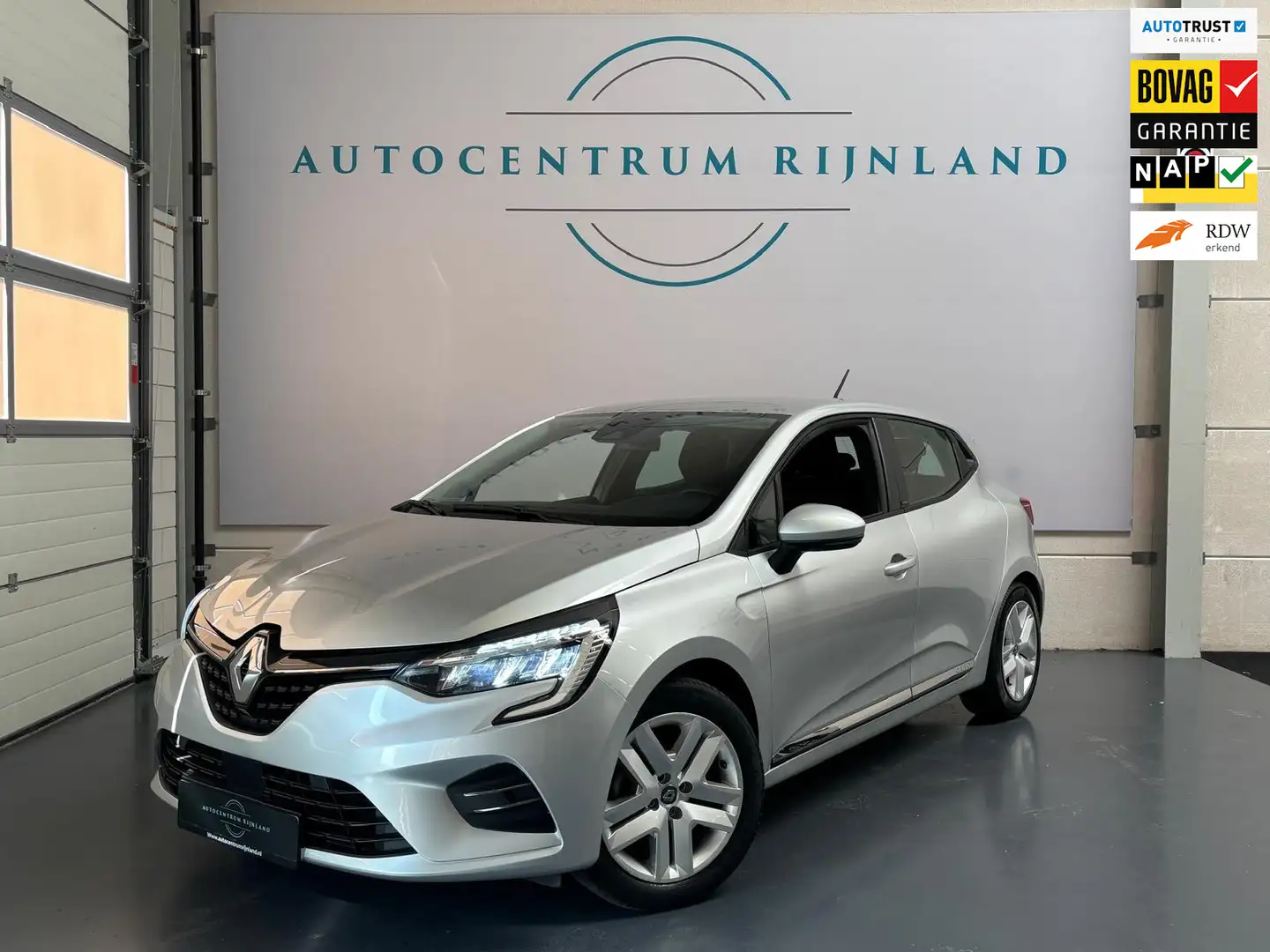 Renault Clio 1.6 E-Tech Hybrid 140 Business Zen 1 JAAR BOVAG GA Gris - 1