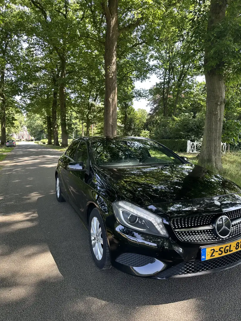 Mercedes-Benz A 200 Prestige Zwart - 2