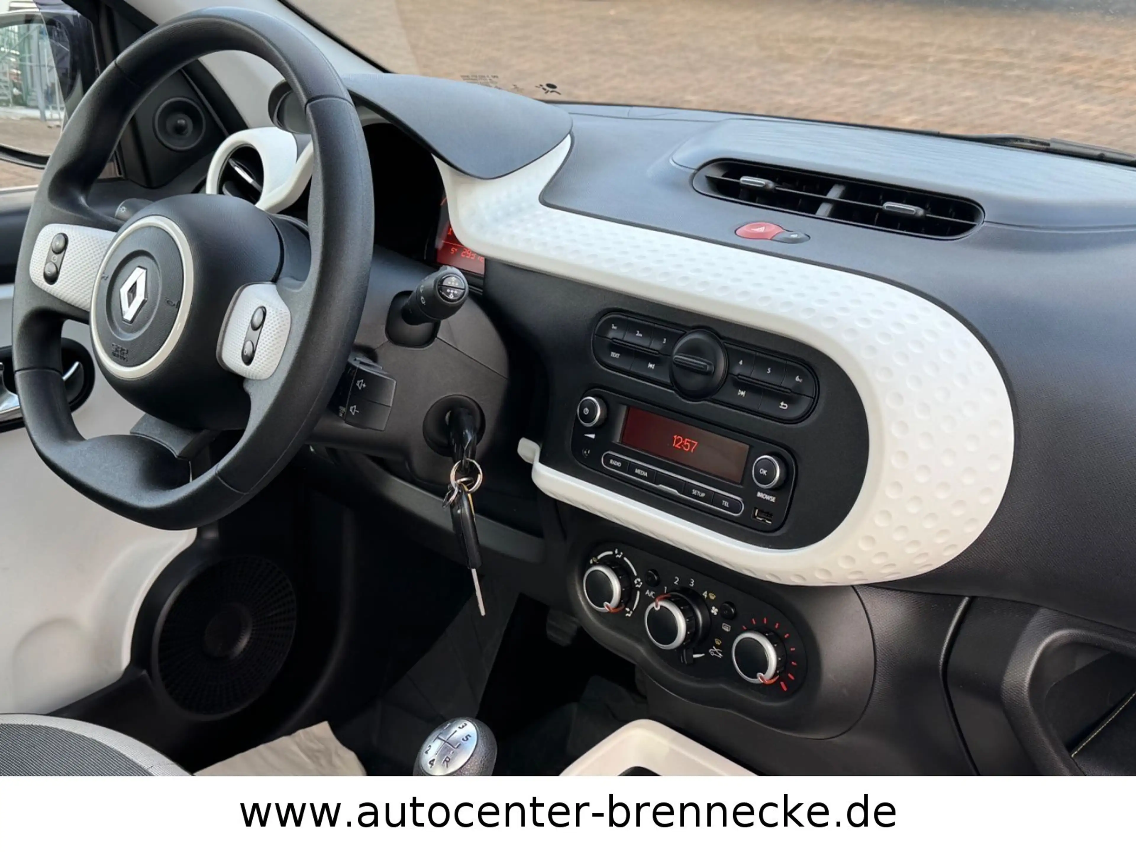 Renault Twingo Experience — photo 12