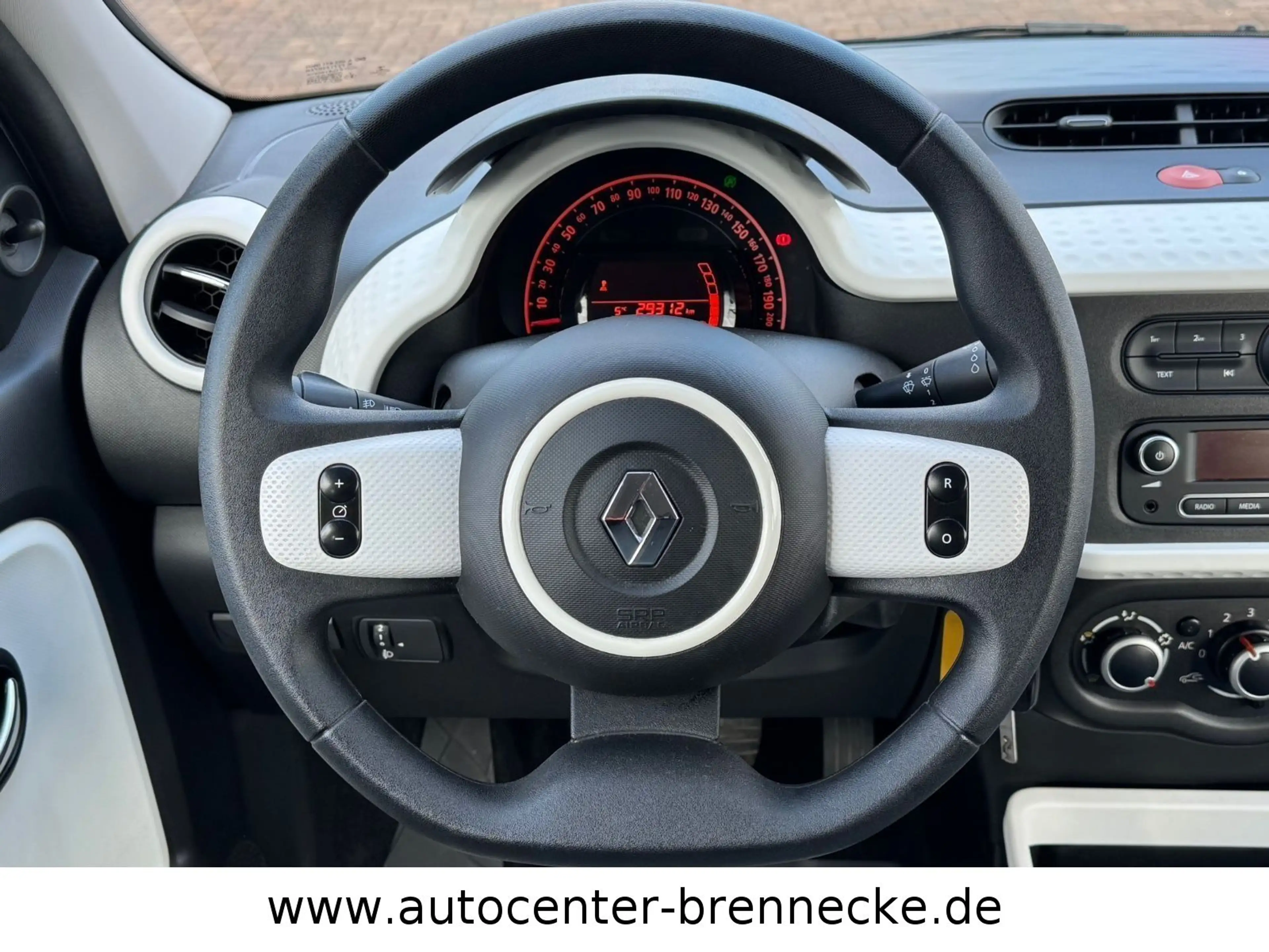 Renault Twingo Experience — photo 11