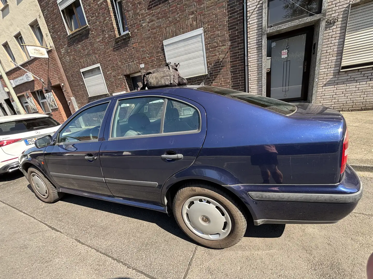 Skoda Octavia 1.6 GLX - 1