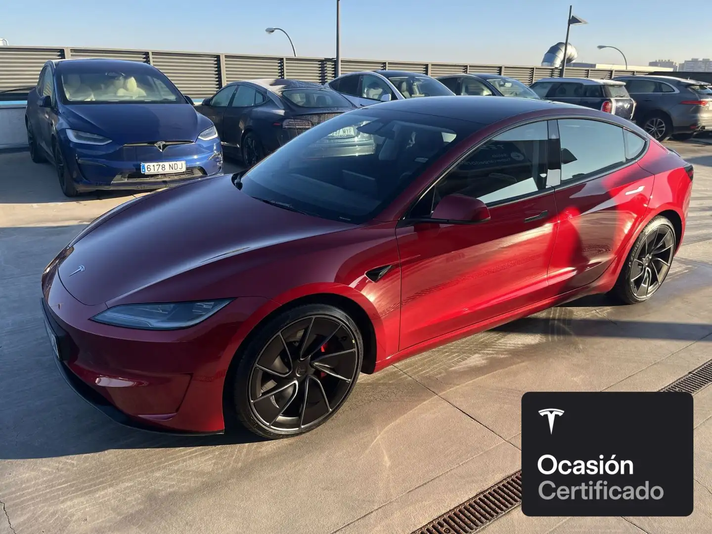 Tesla Model 3 Performance Rouge - 2