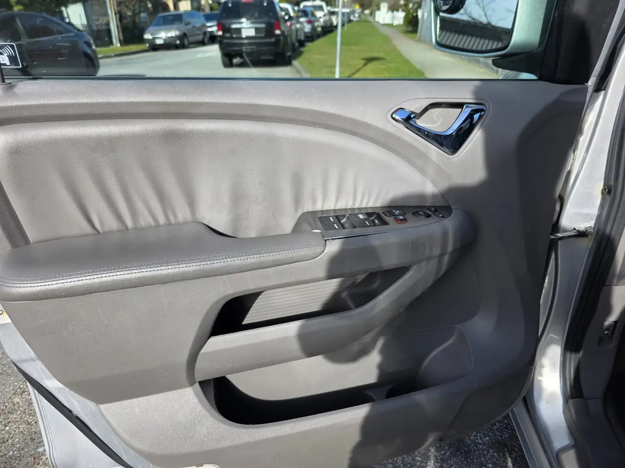Honda Odyssey снимка Honda Odyssey