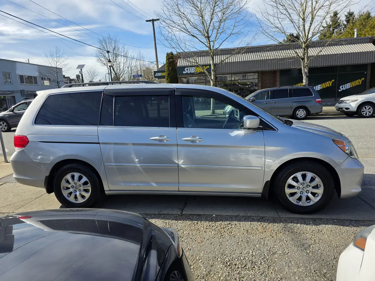 Honda Odyssey снимка Honda Odyssey