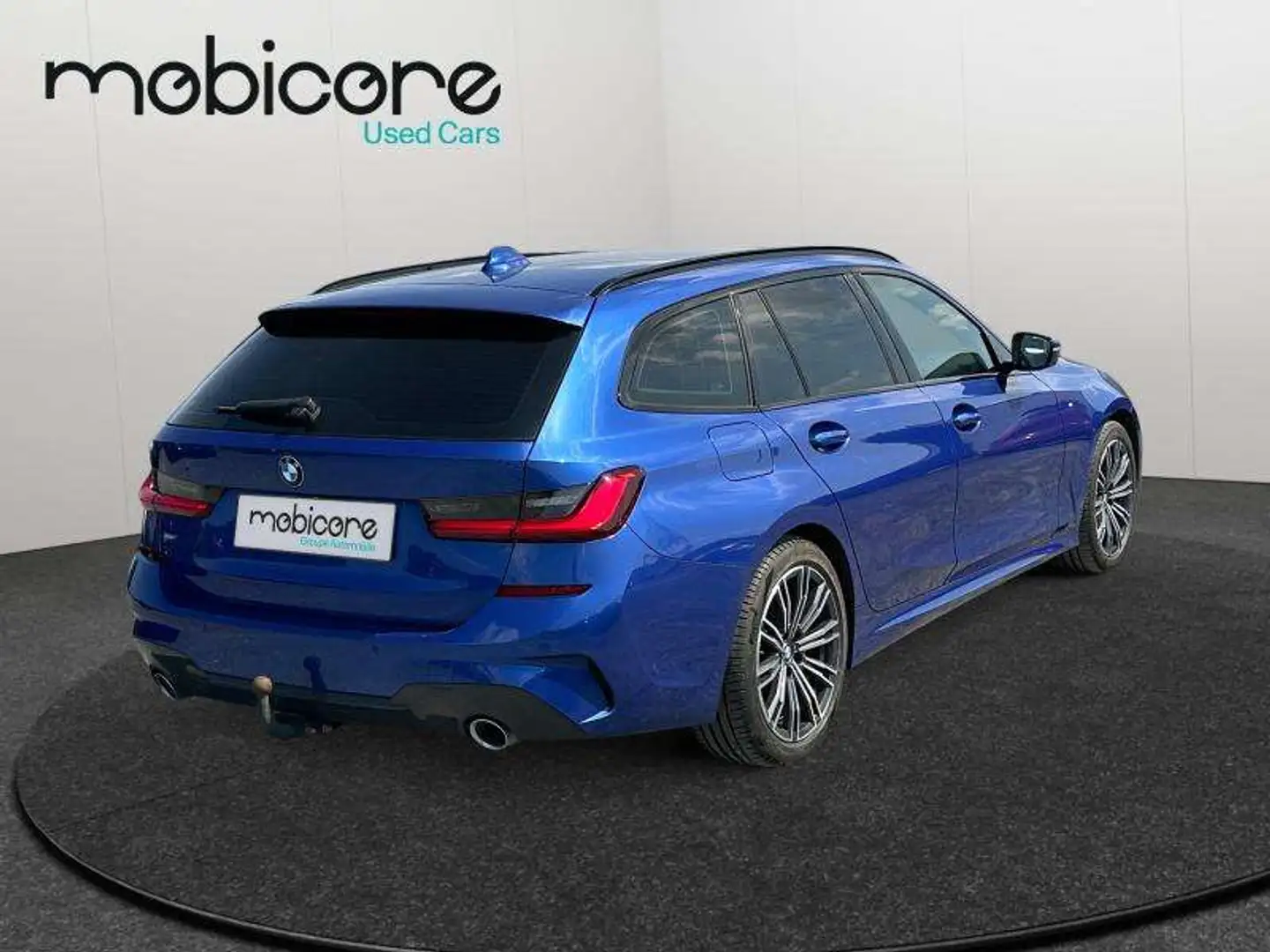 BMW 320 d xDrive Bleu - 2