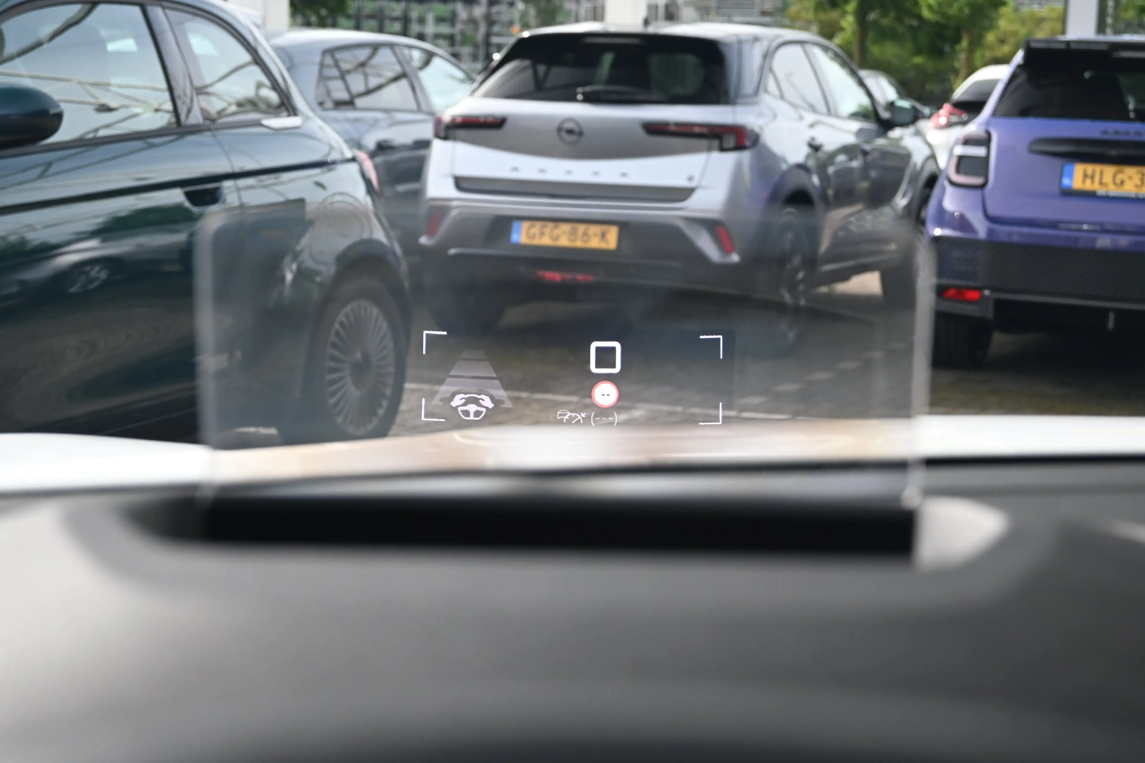 Citroen E-C4 Electric Shine 50kWh | Schuif-/Kanteldak | Navigatie | HUD — photo 13