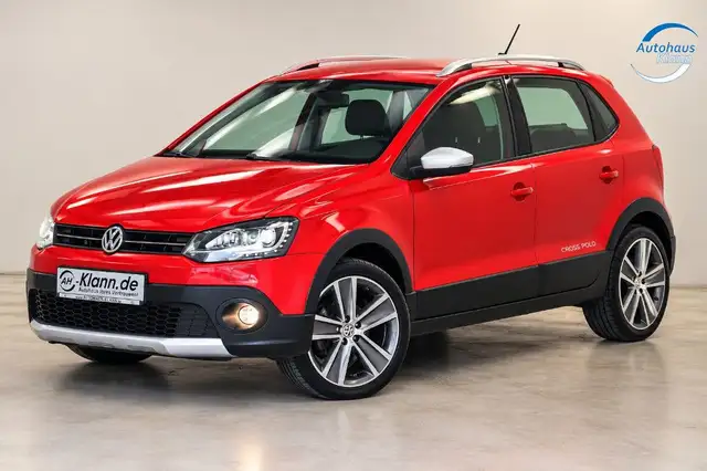 Volkswagen Polo view 3