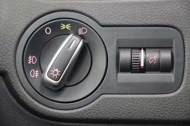 Volkswagen Polo view 23