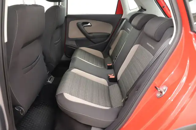 Volkswagen Polo view 11