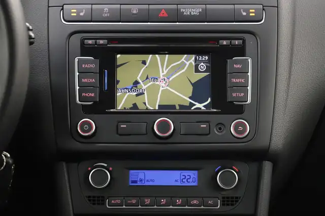 Volkswagen Polo view 16