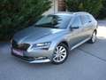Skoda Superb Kombi 2,0 TDI Ambition DSG *** NAVI, LEDER, STA... Grau - thumbnail 1