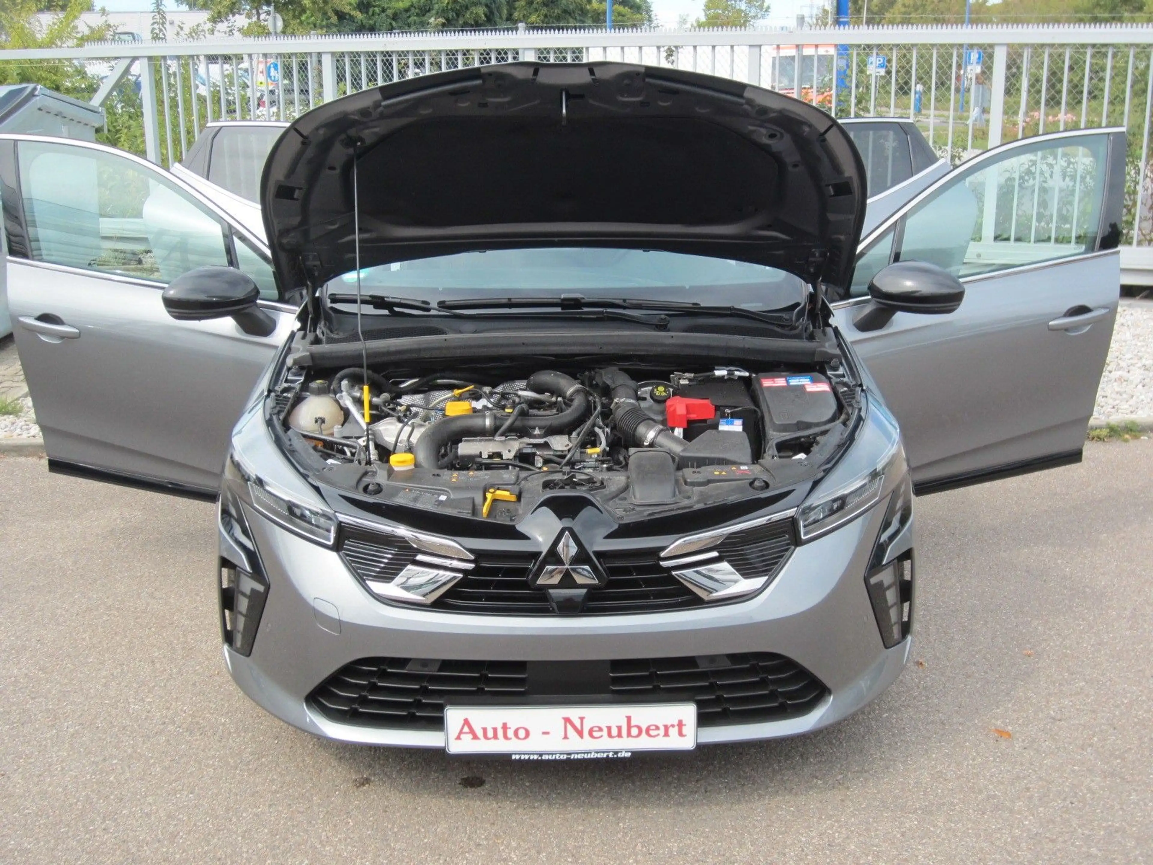Mitsubishi Colt Intro Edition — photo 7