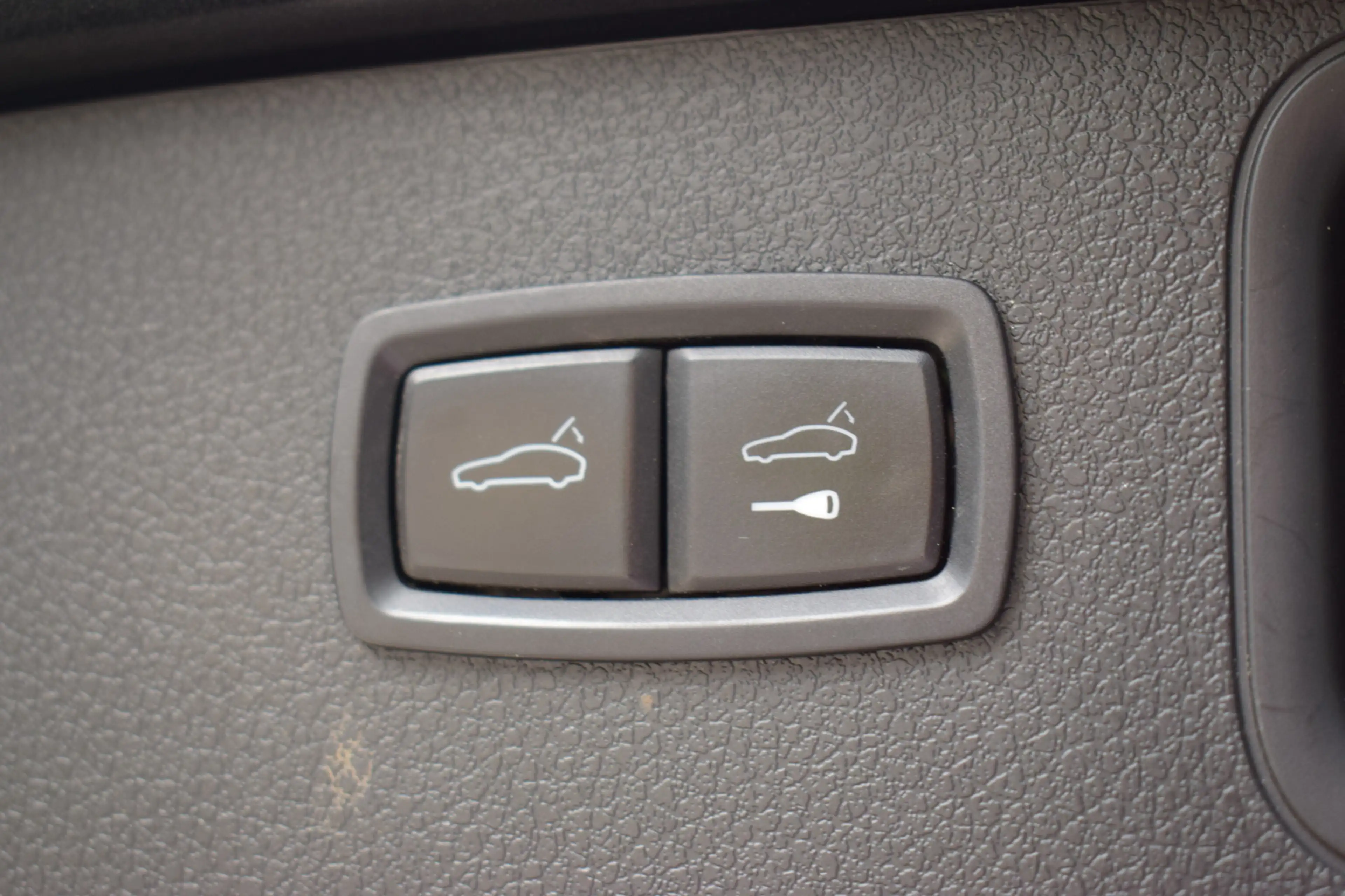 Porsche Macan 2.0T | Luchtvering | Sport Uitlaat | Panorama | Tr — photo 13